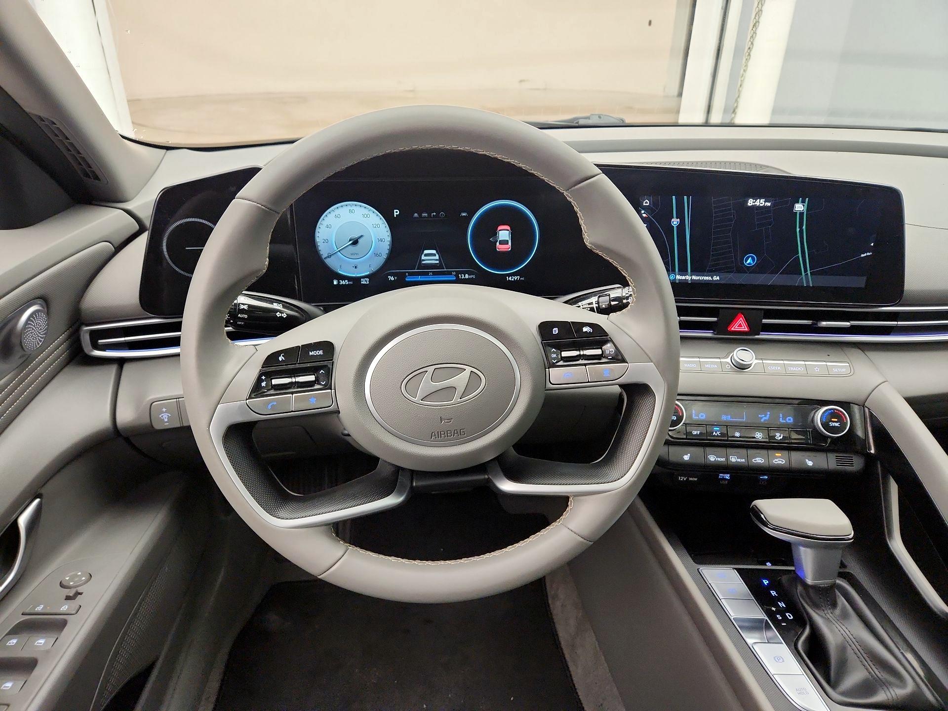 Thumbnail: 2024 Hyundai Elantra - 10