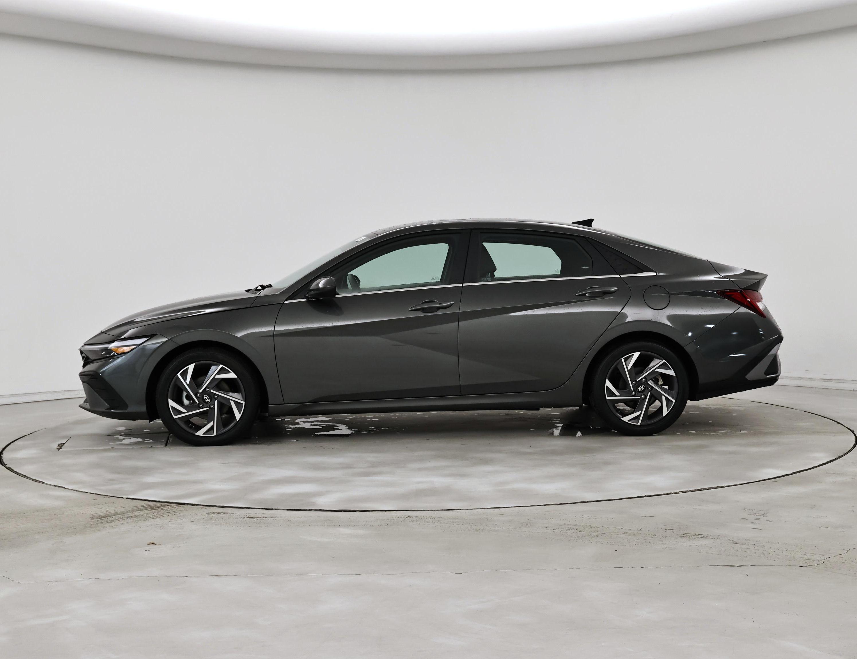 Thumbnail: 2024 Hyundai Elantra - 3