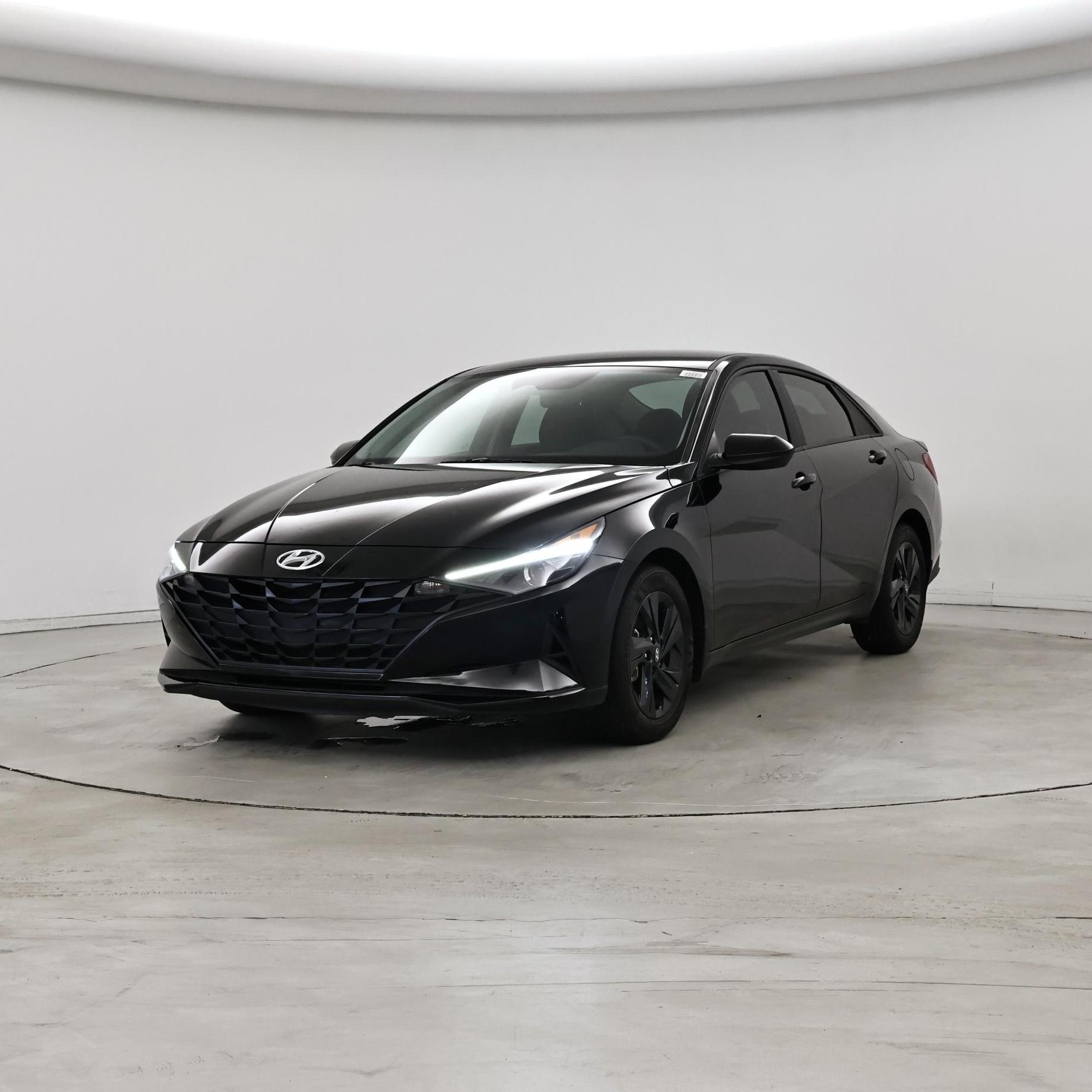 Thumbnail: 2023 Hyundai Elantra - 4