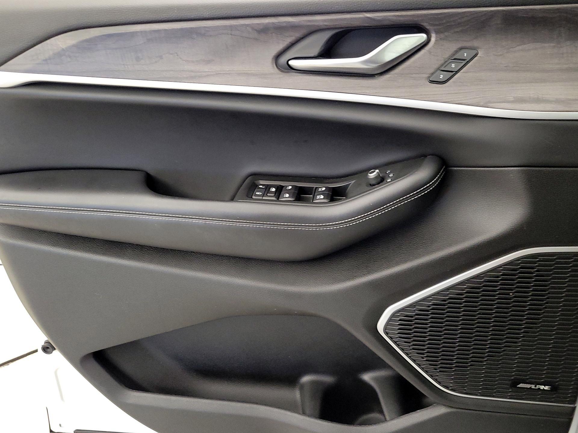 Thumbnail: 2021 Jeep Grand Cherokee L - 12