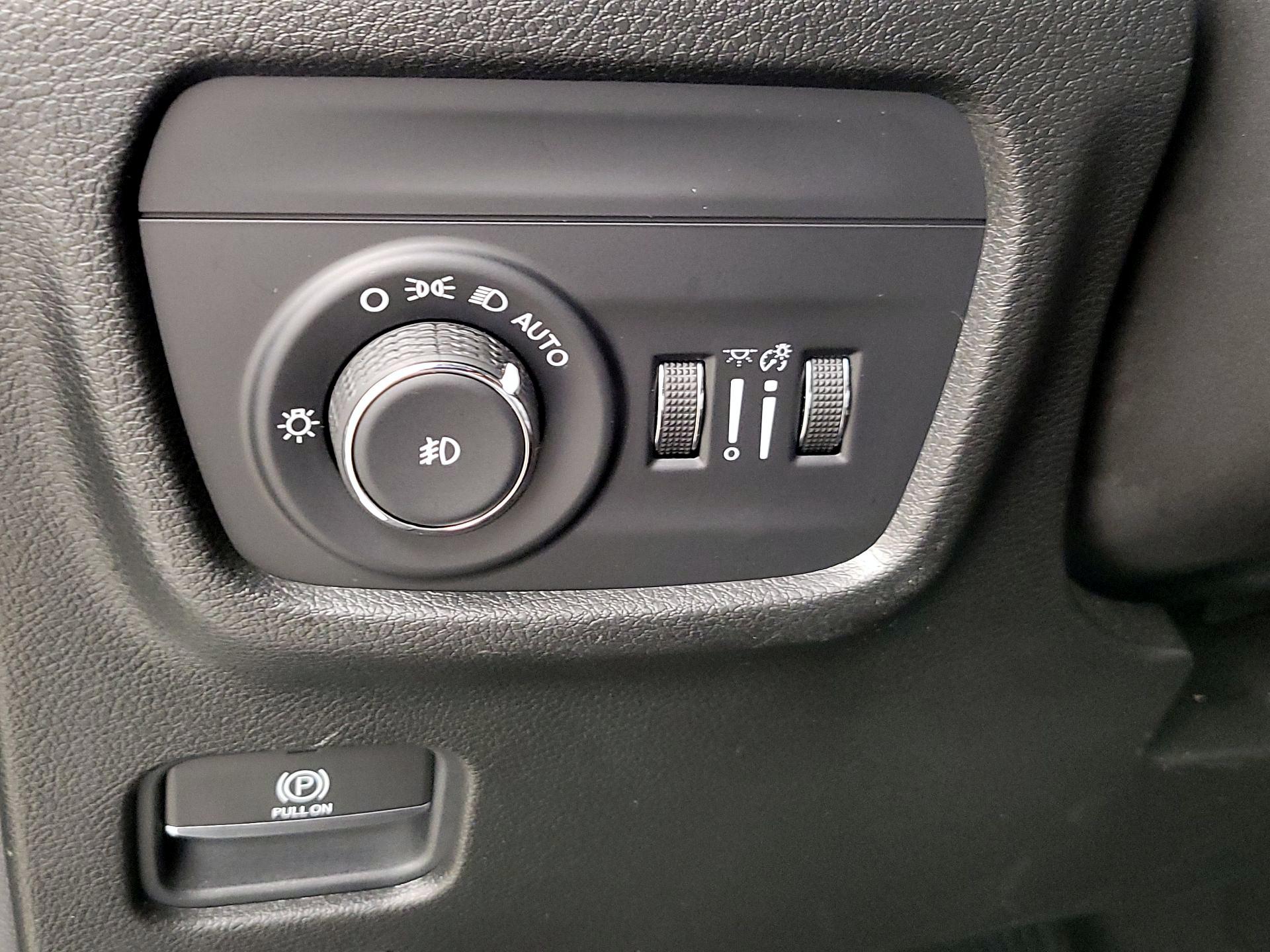 Thumbnail: 2021 Jeep Grand Cherokee L - 13