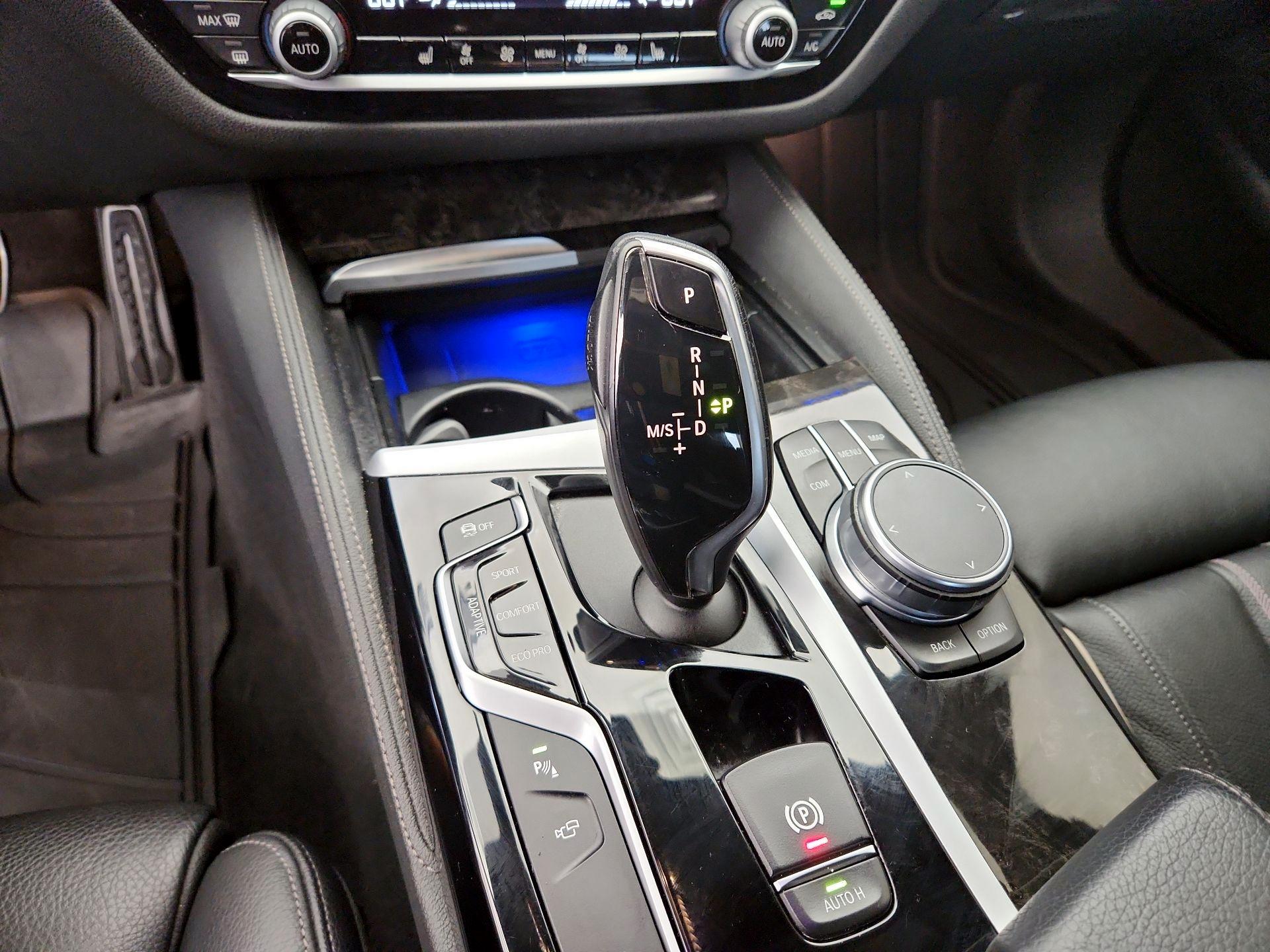 Thumbnail: 2019 BMW 5 Series - 17