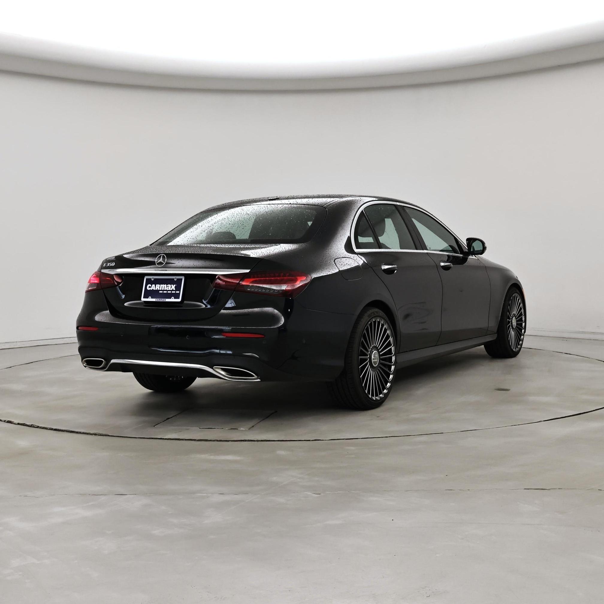 Thumbnail: 2022 Mercedes-Benz E-Class - 8