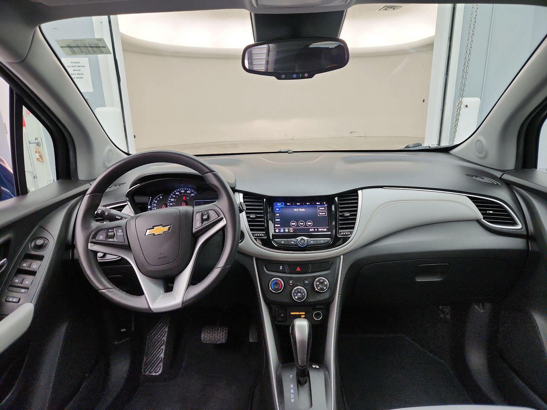Thumbnail: 2020 Chevrolet Trax - 9