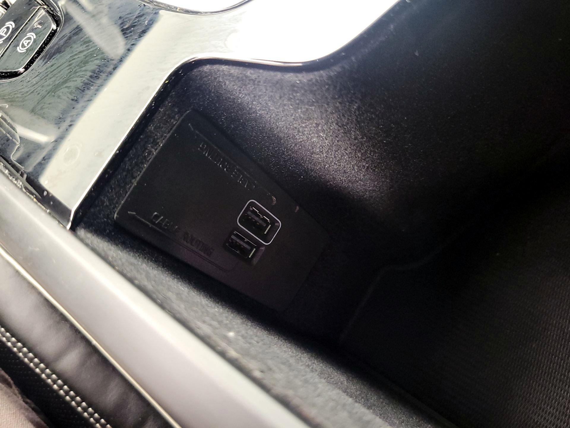Thumbnail: 2019 Volvo XC90 - 19