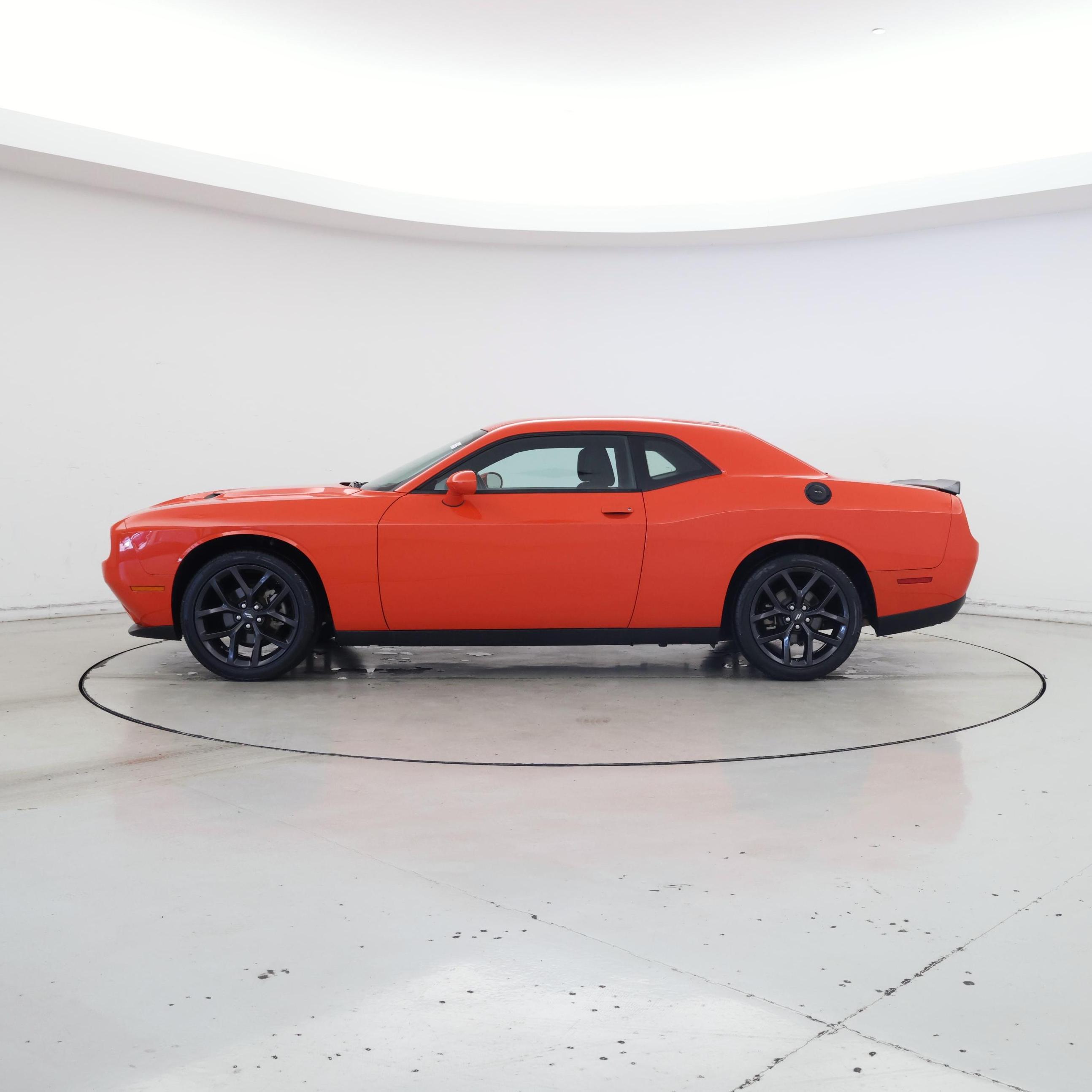 Thumbnail: 2022 Dodge Challenger - 3
