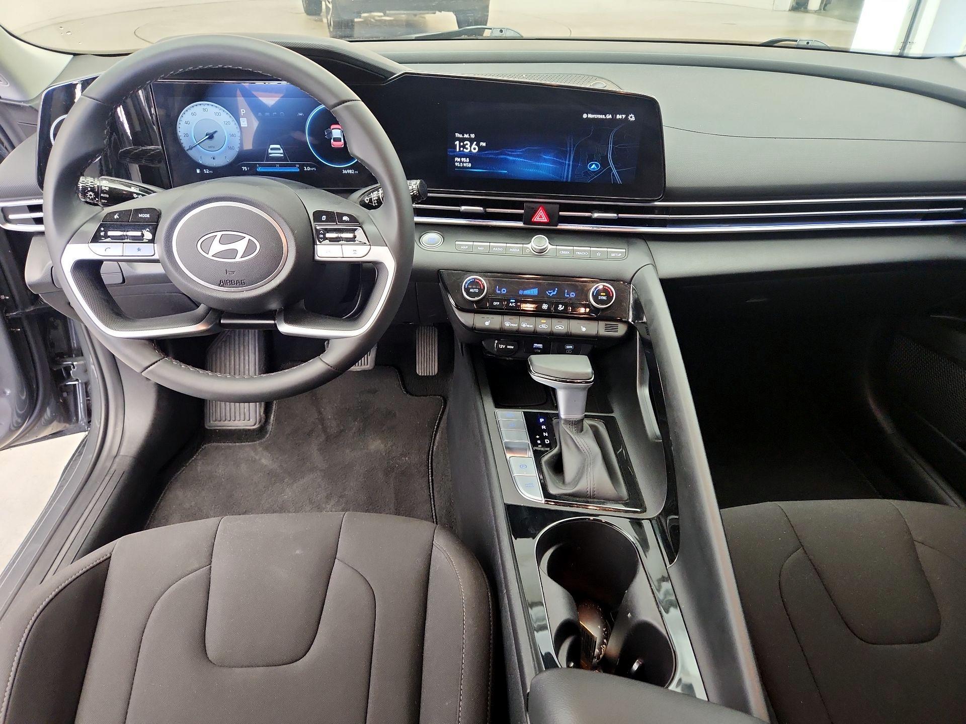 Thumbnail: 2024 Hyundai Elantra - 9