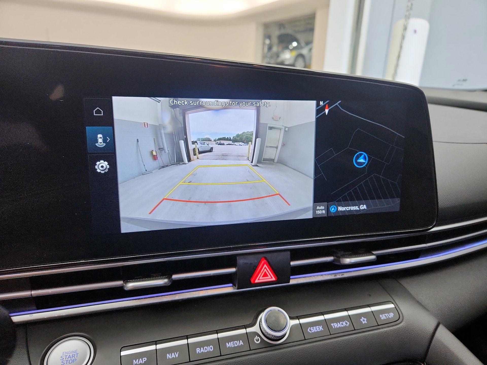 Thumbnail: 2024 Hyundai Elantra - 15