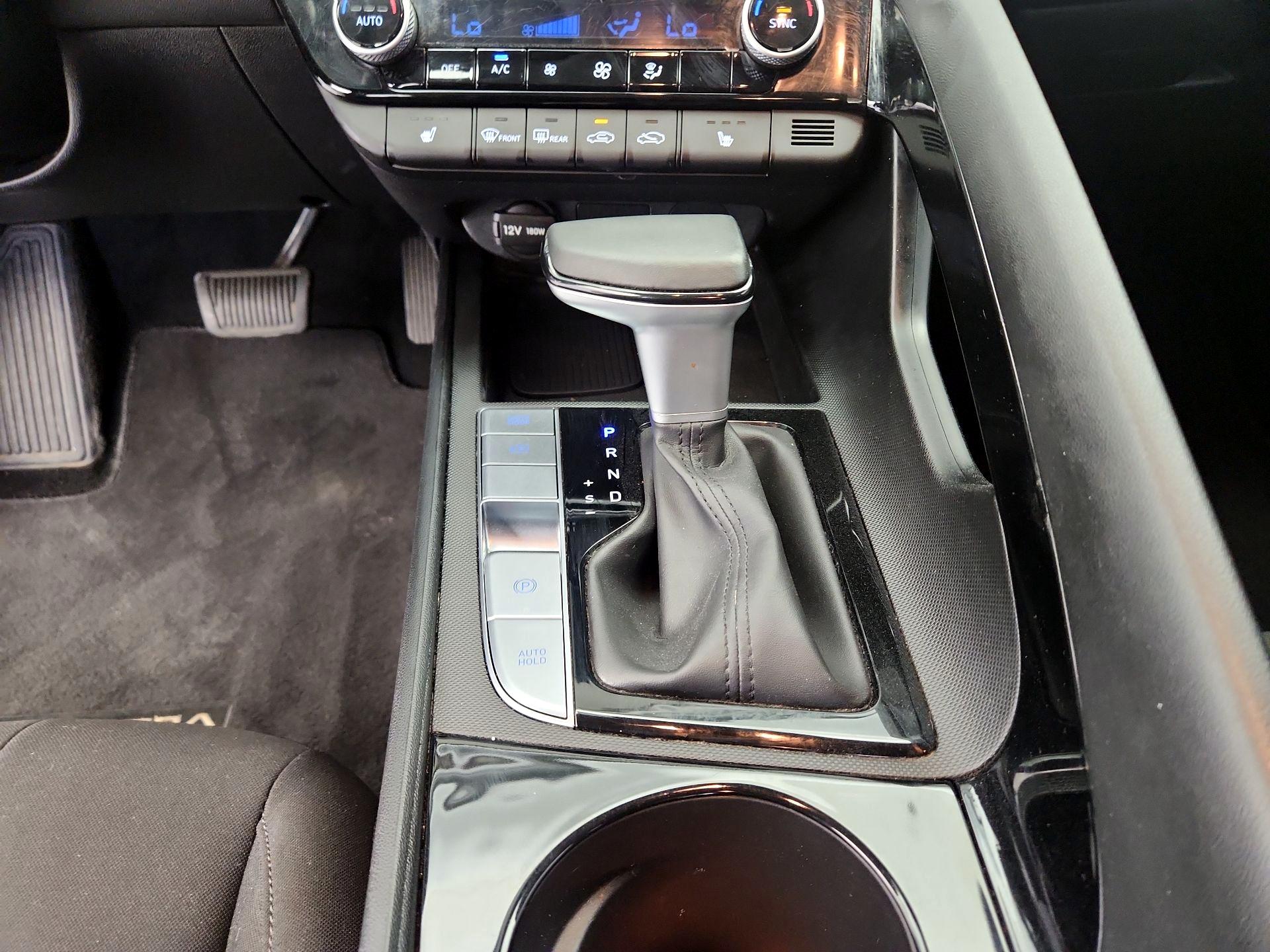 Thumbnail: 2024 Hyundai Elantra - 18
