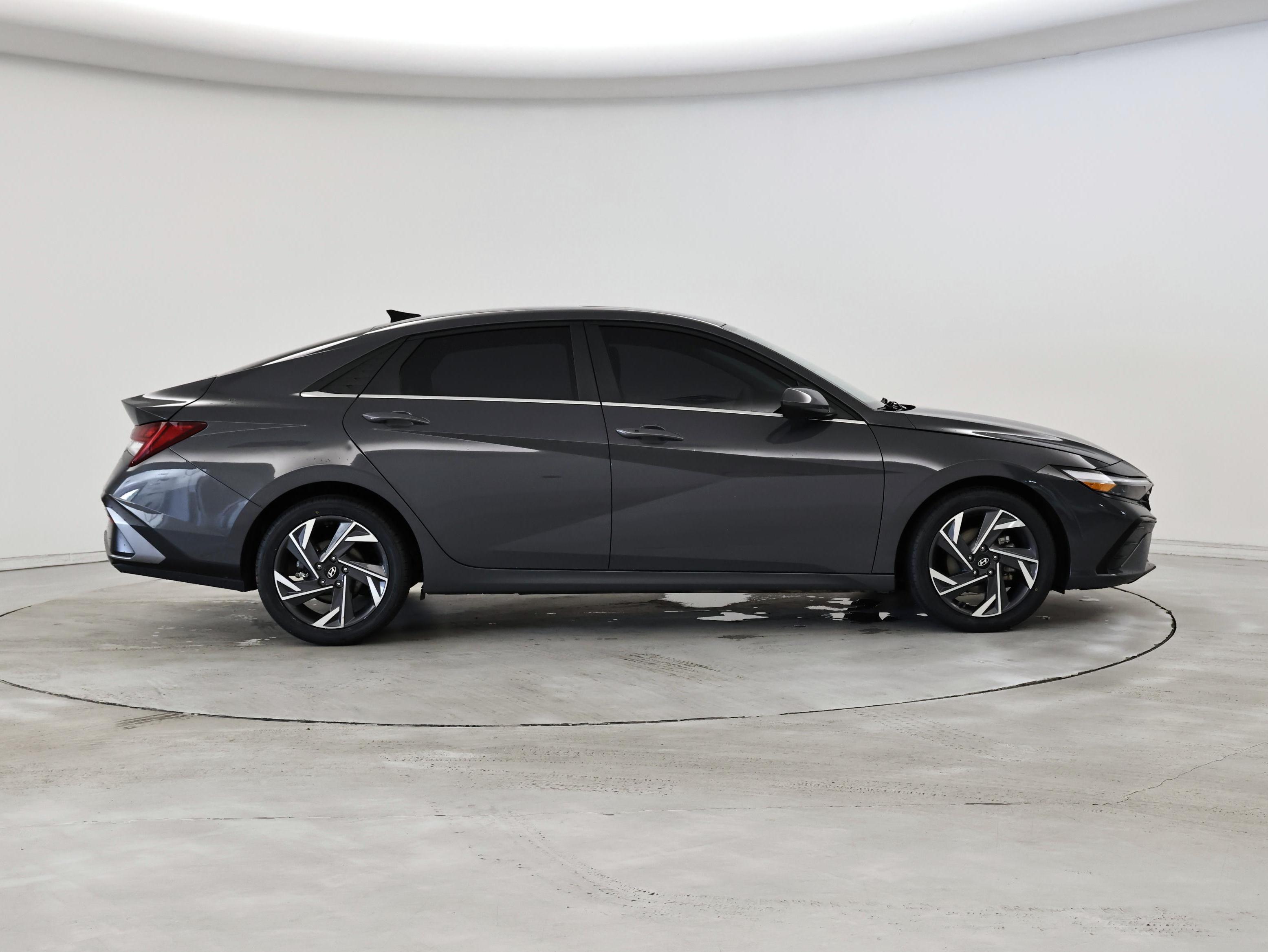 Thumbnail: 2024 Hyundai Elantra - 7
