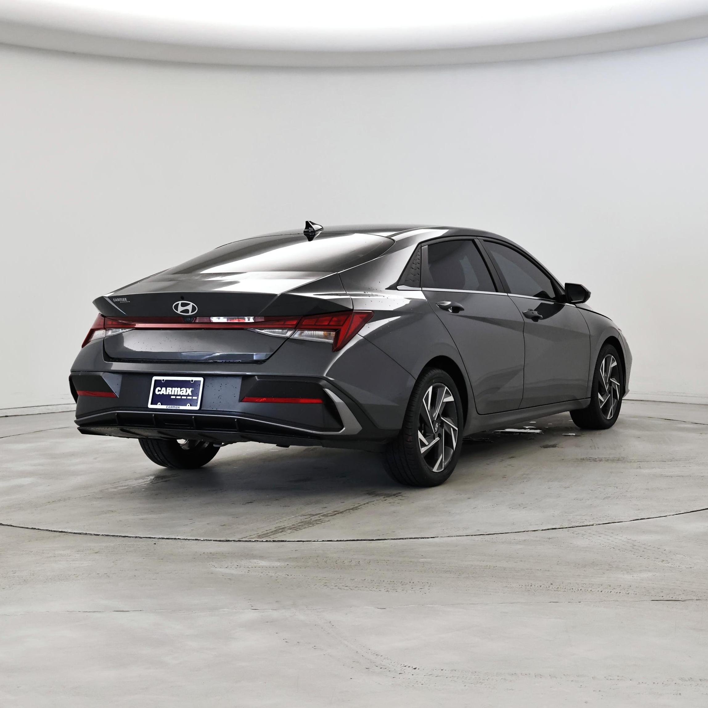 Thumbnail: 2024 Hyundai Elantra - 8