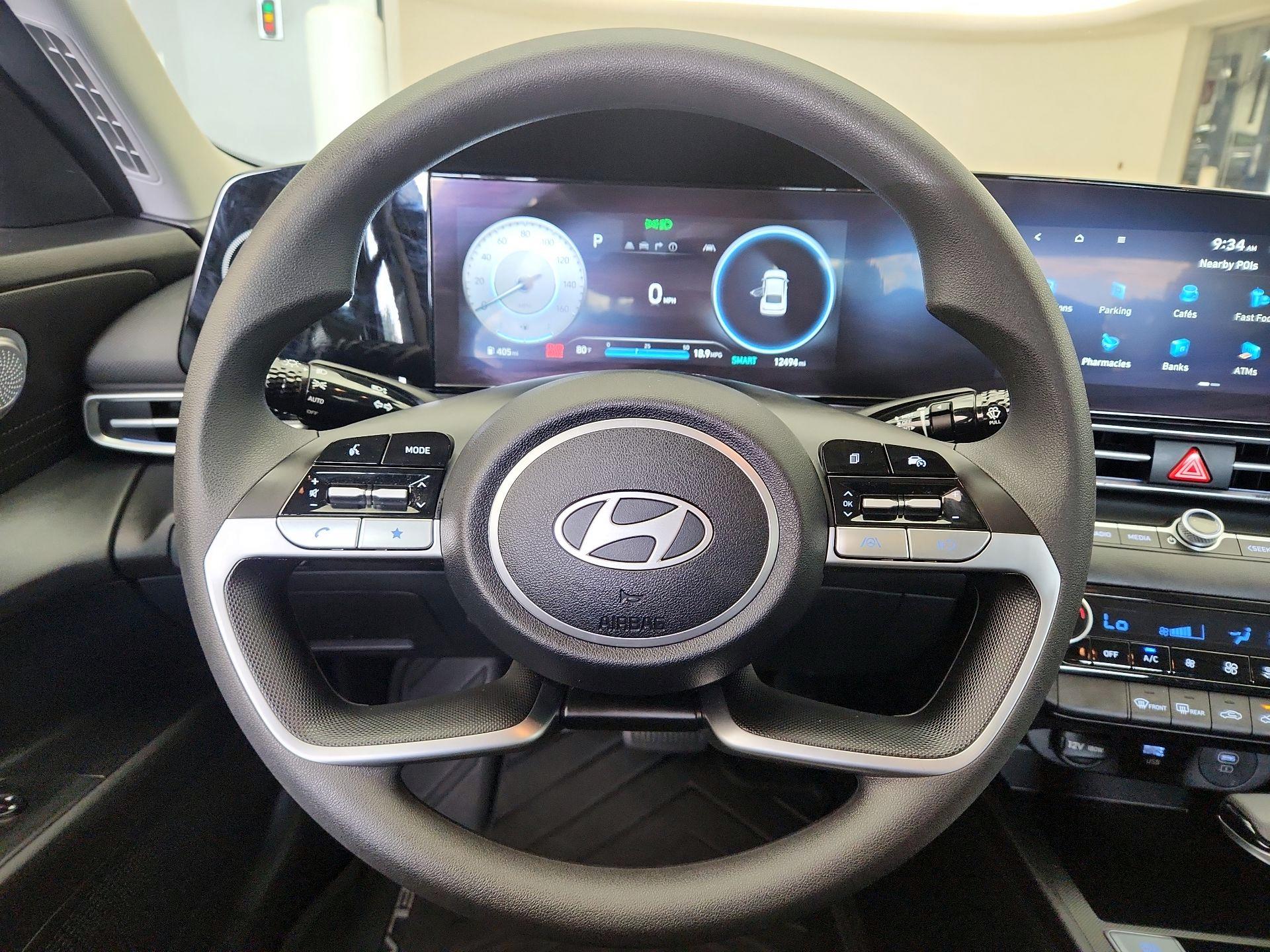 Thumbnail: 2024 Hyundai Elantra - 10
