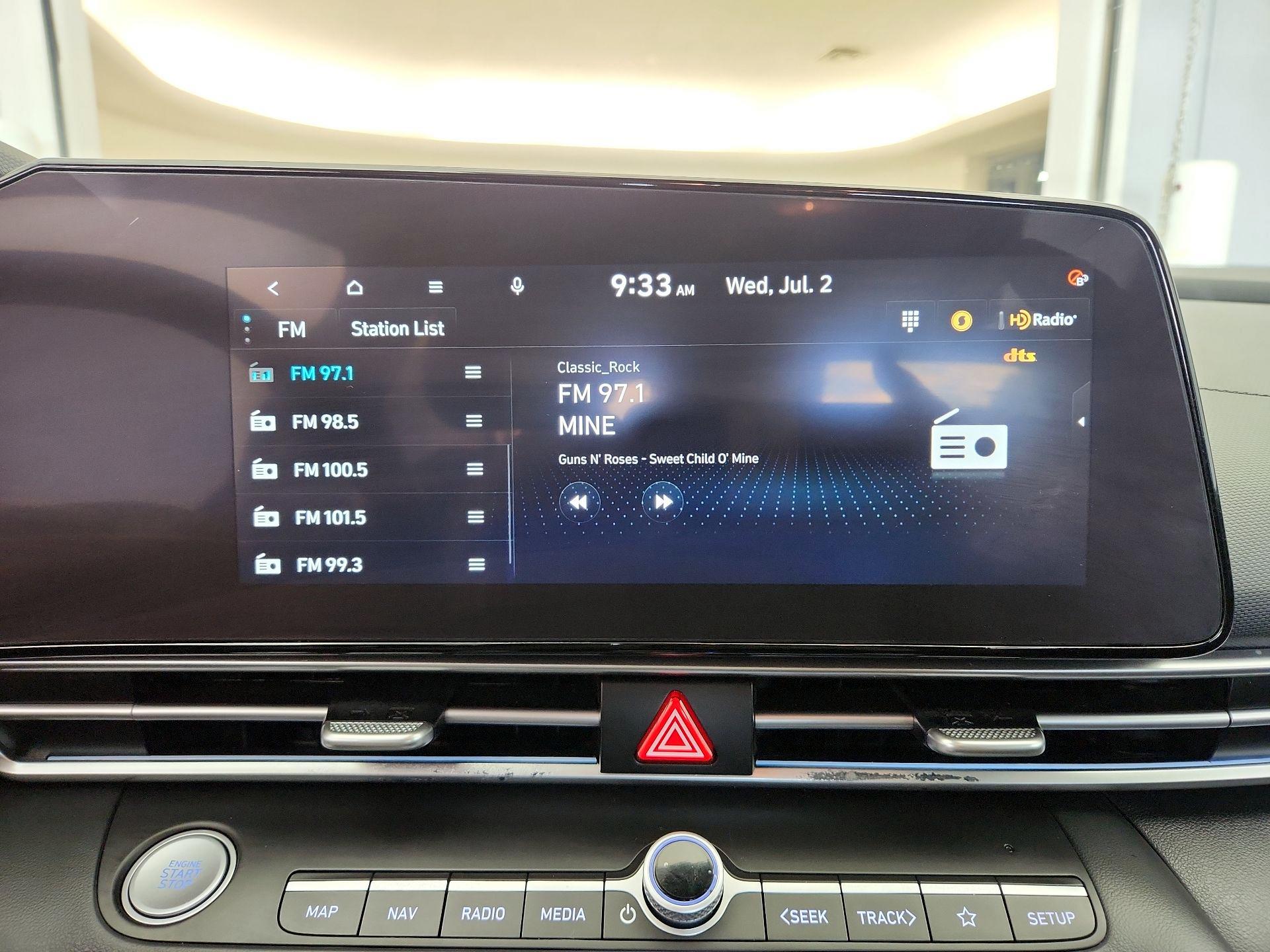 Thumbnail: 2024 Hyundai Elantra - 16