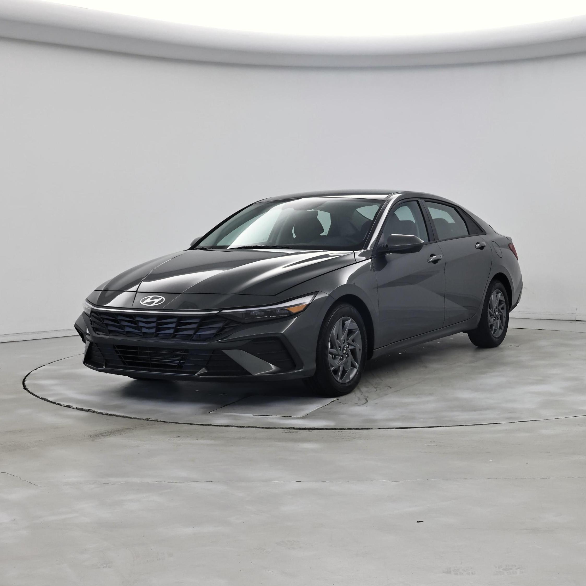 Thumbnail: 2024 Hyundai Elantra - 4