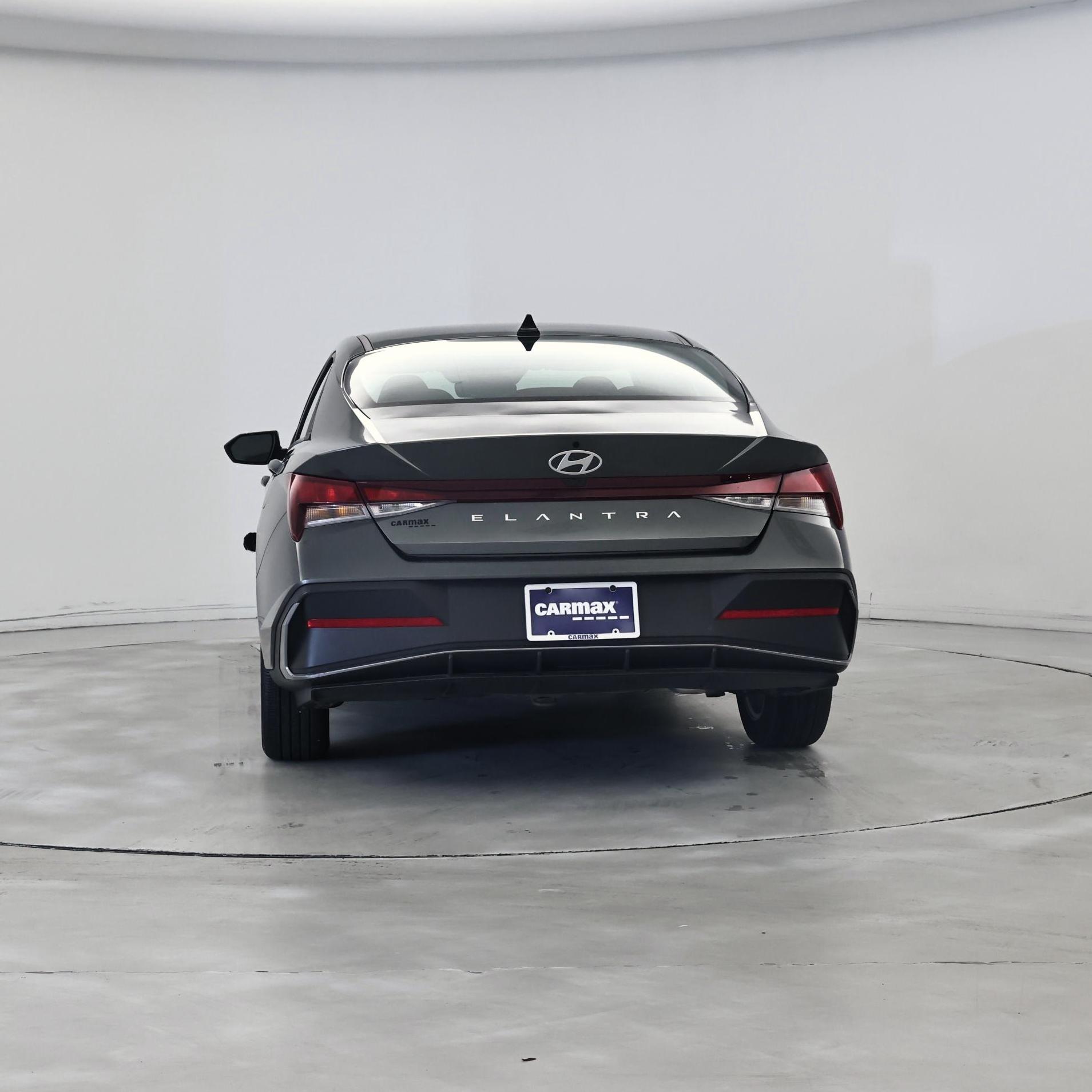 Thumbnail: 2024 Hyundai Elantra - 6