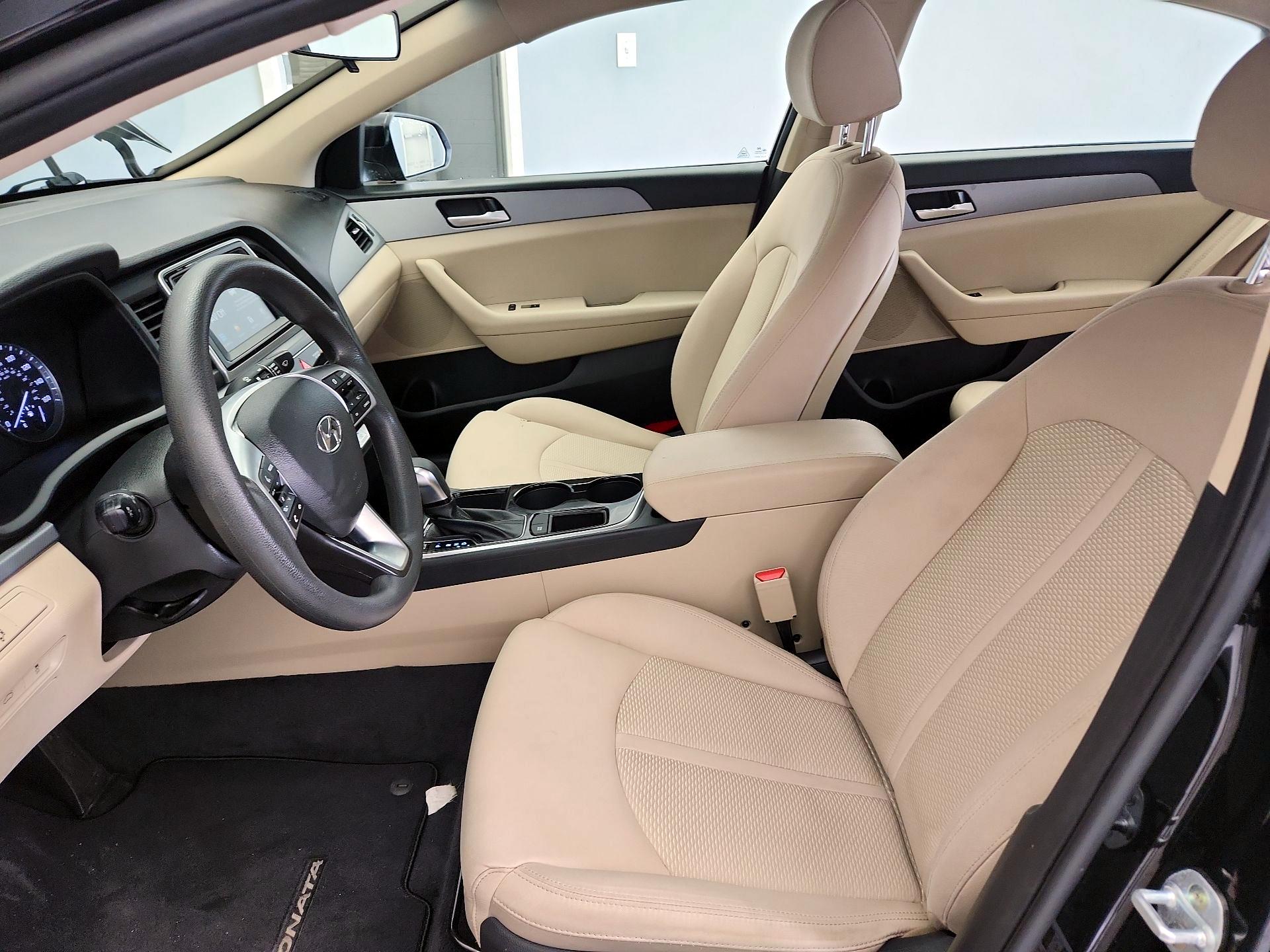 Thumbnail: 2019 Hyundai Sonata - 11