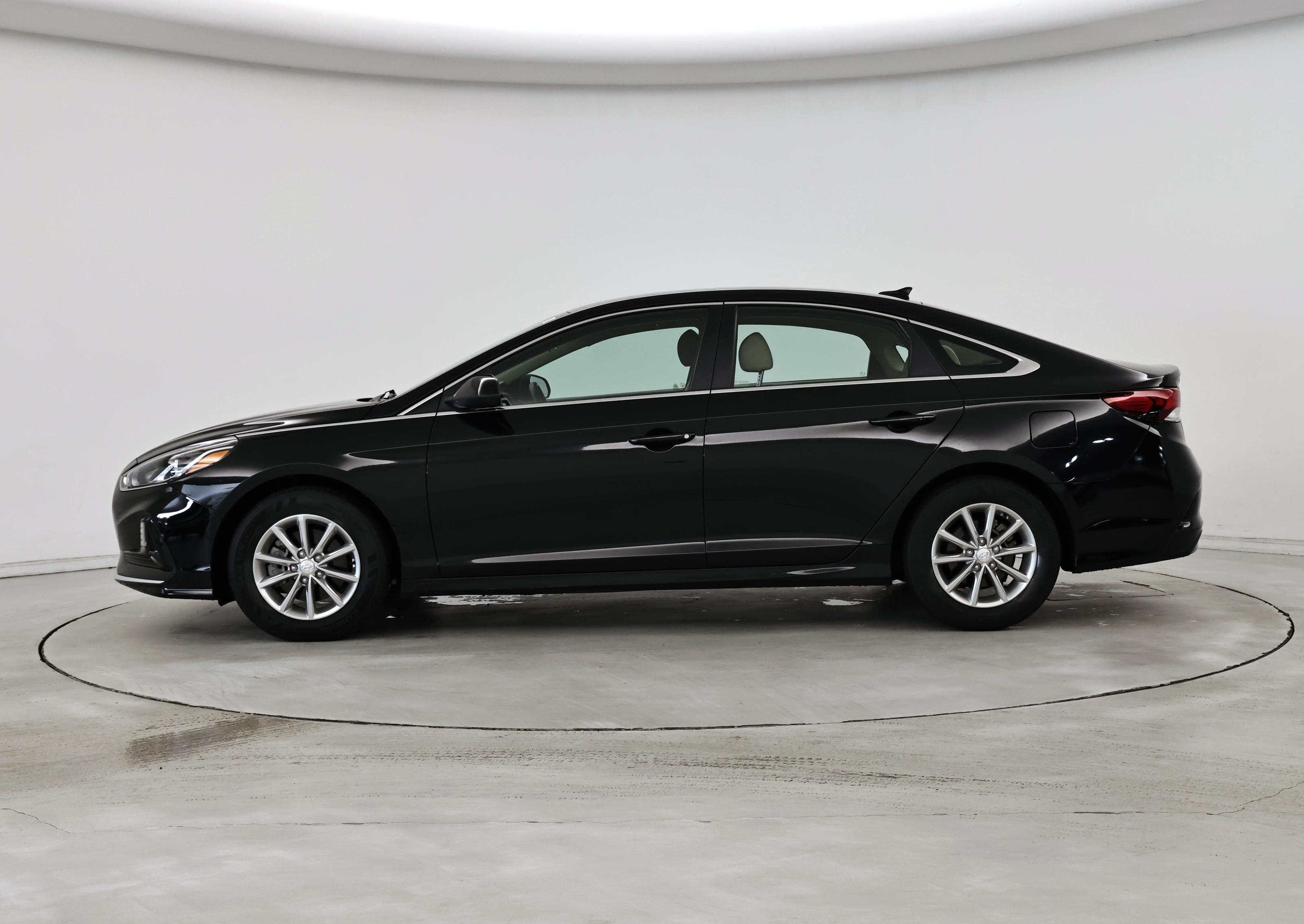 Thumbnail: 2019 Hyundai Sonata - 3