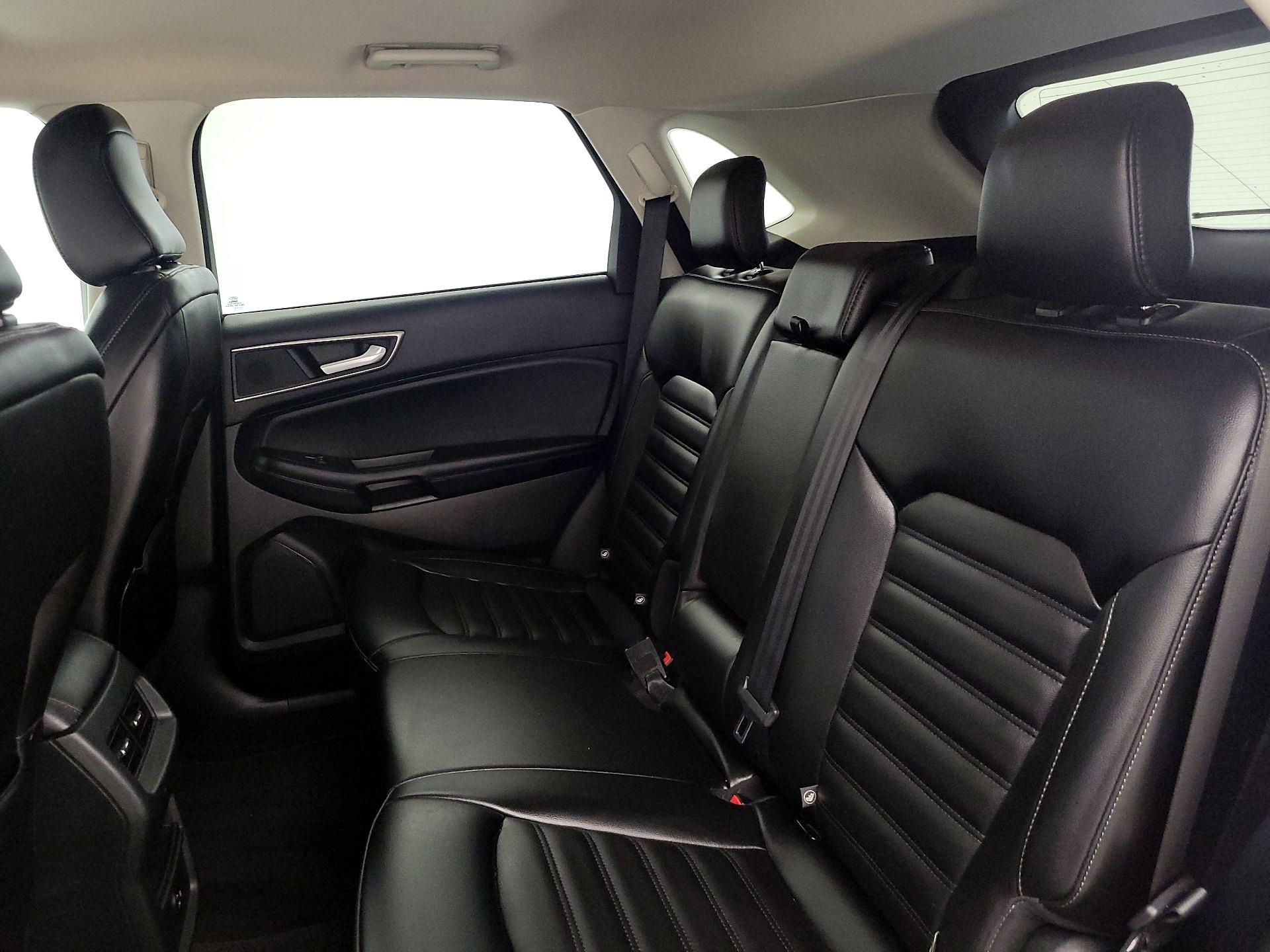 Thumbnail: 2021 Ford Edge - 19