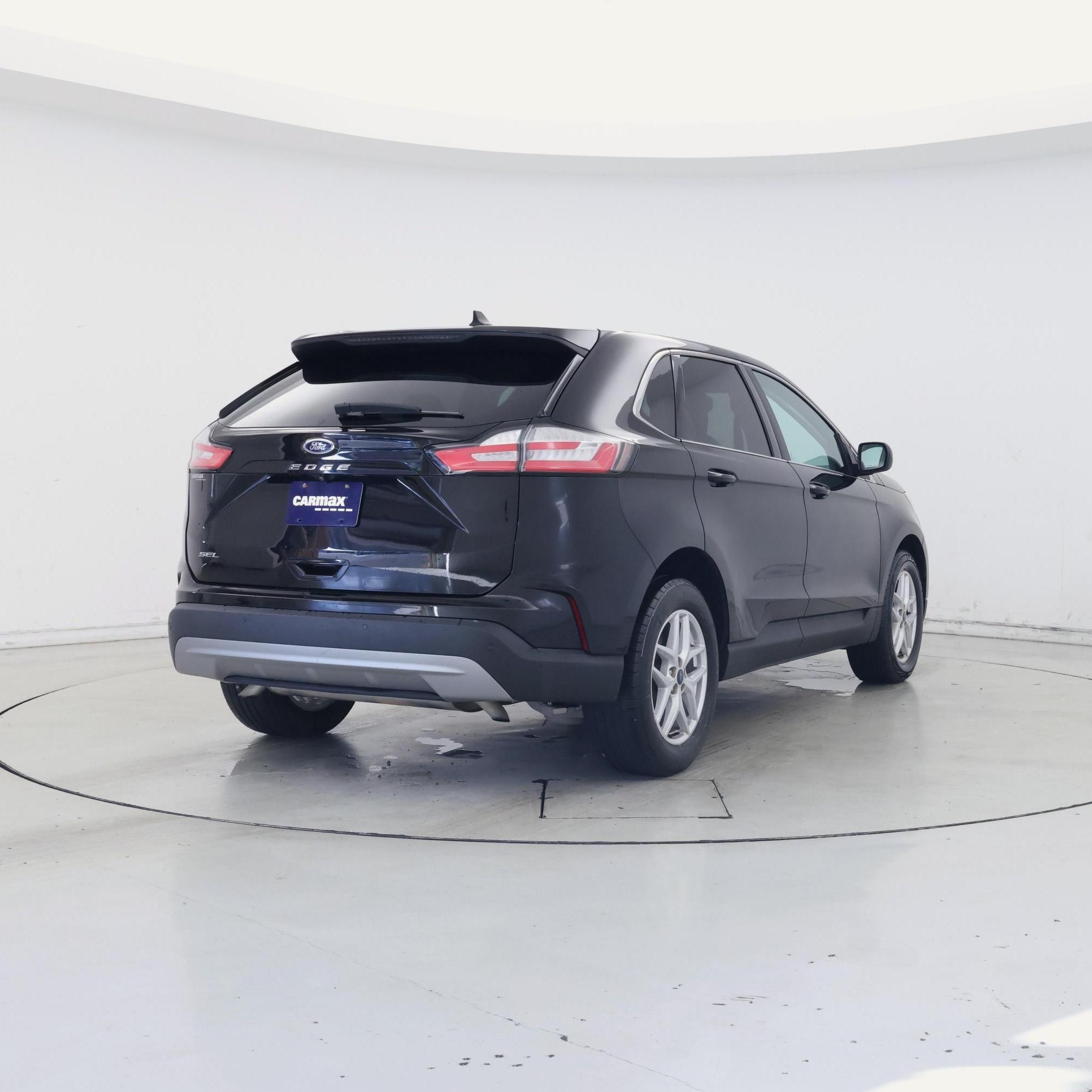 Thumbnail: 2021 Ford Edge - 8