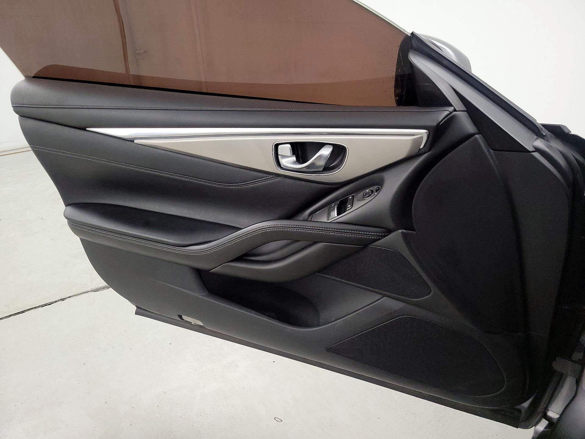 Thumbnail: 2018 INFINITI Q60 - 12