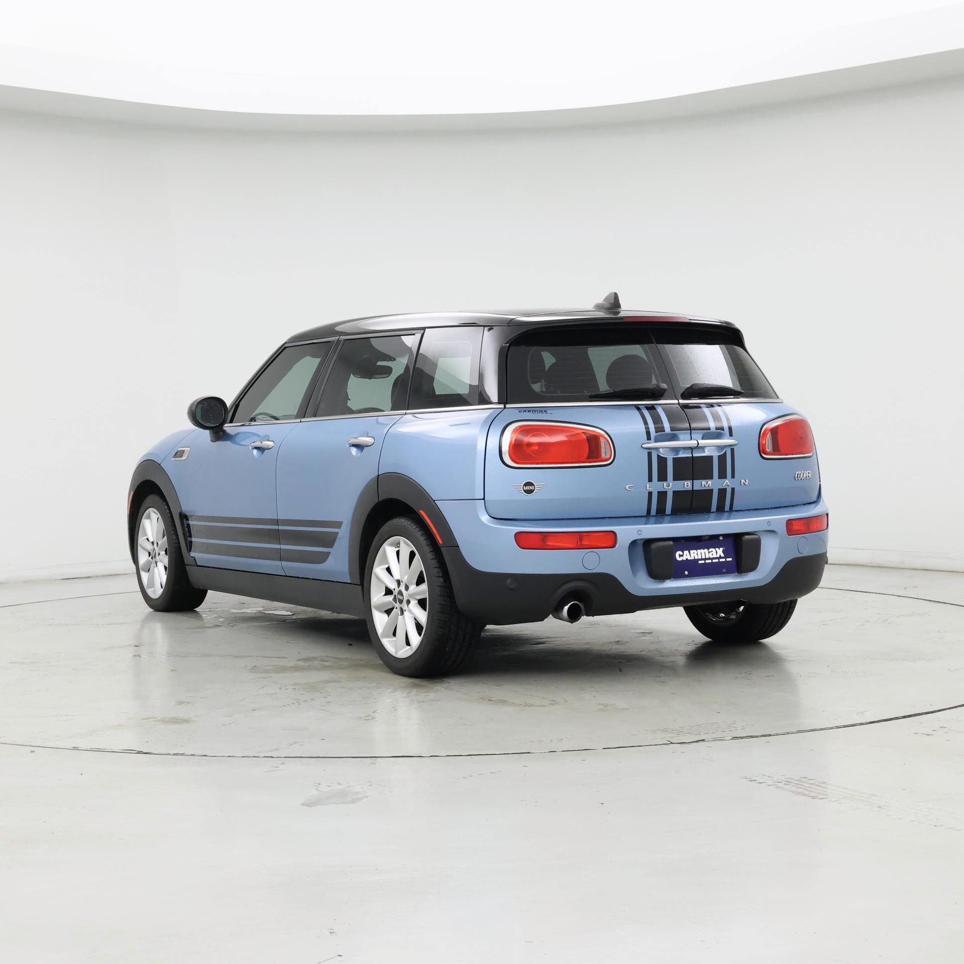 Thumbnail: 2019 MINI Cooper Clubman - 2