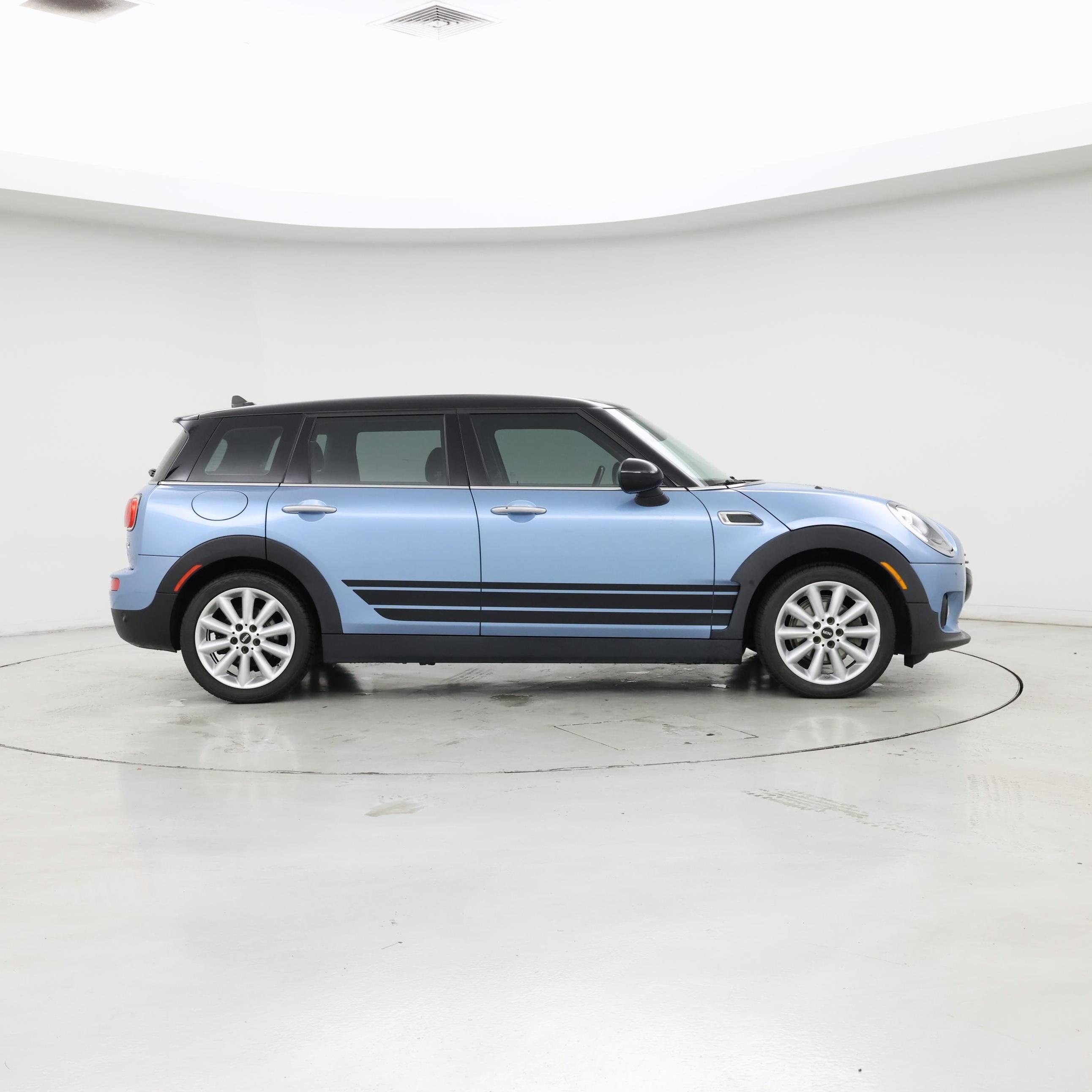 Thumbnail: 2019 MINI Cooper Clubman - 7