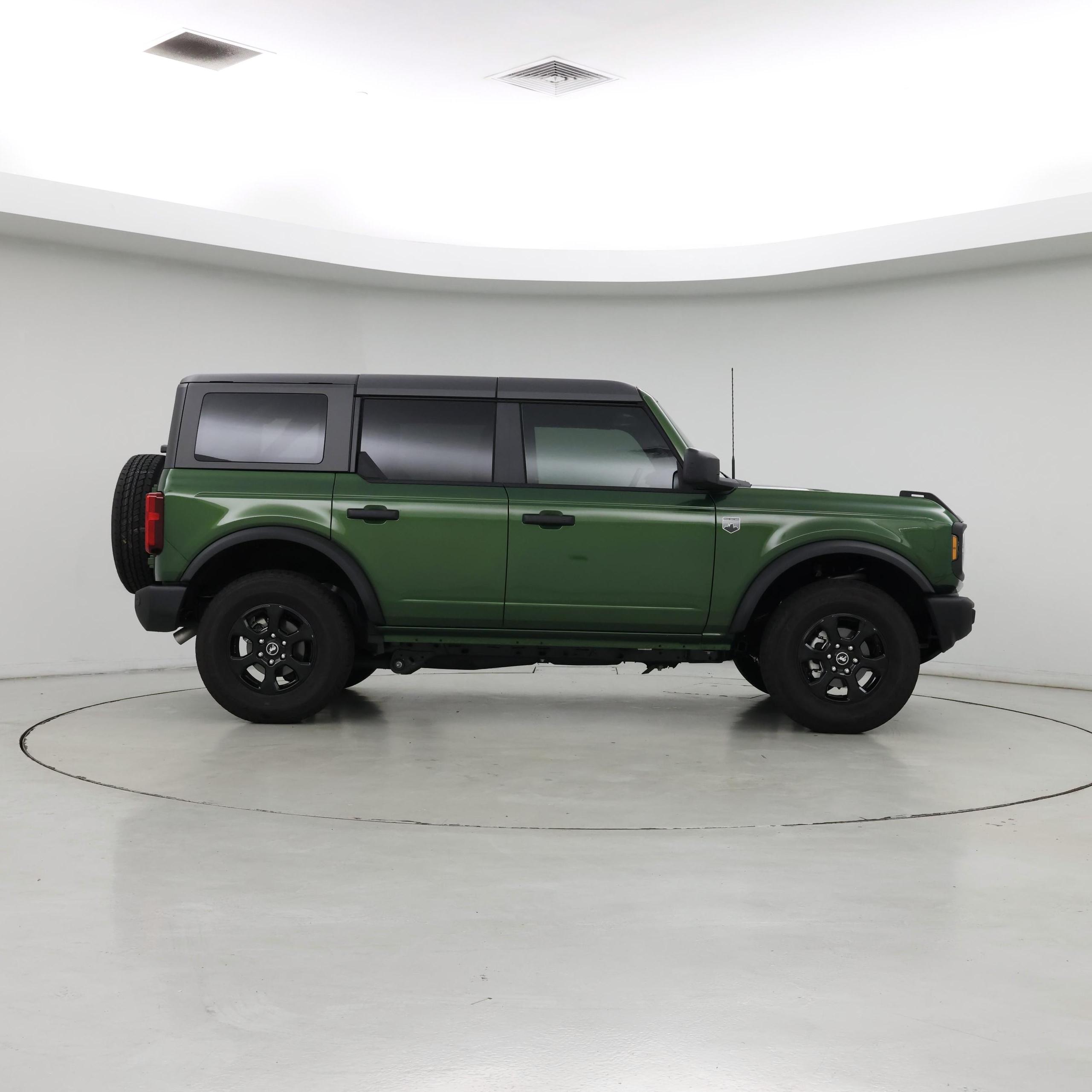 Thumbnail: 2025 Ford Bronco - 7