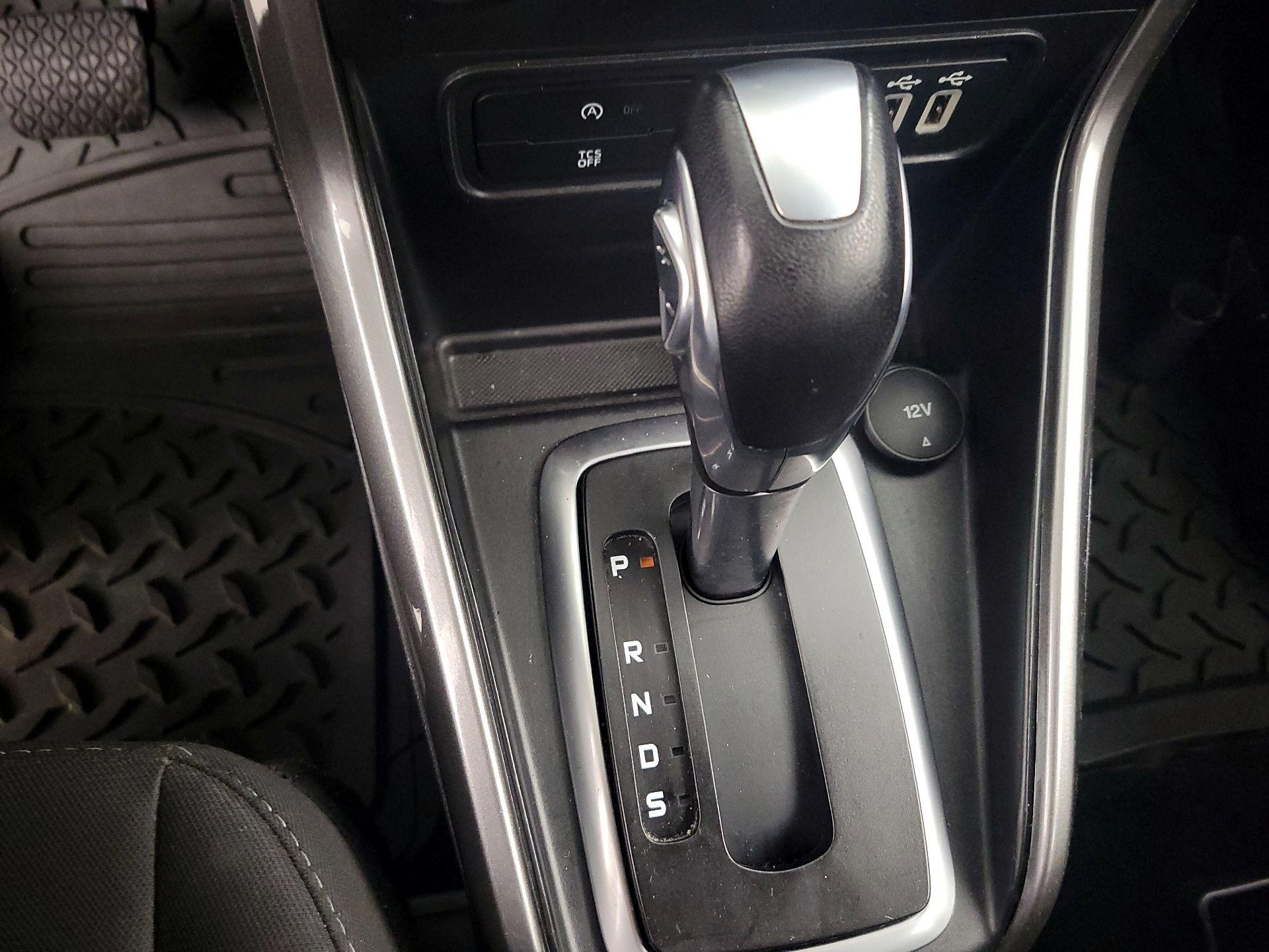 Thumbnail: 2019 Ford EcoSport - 15