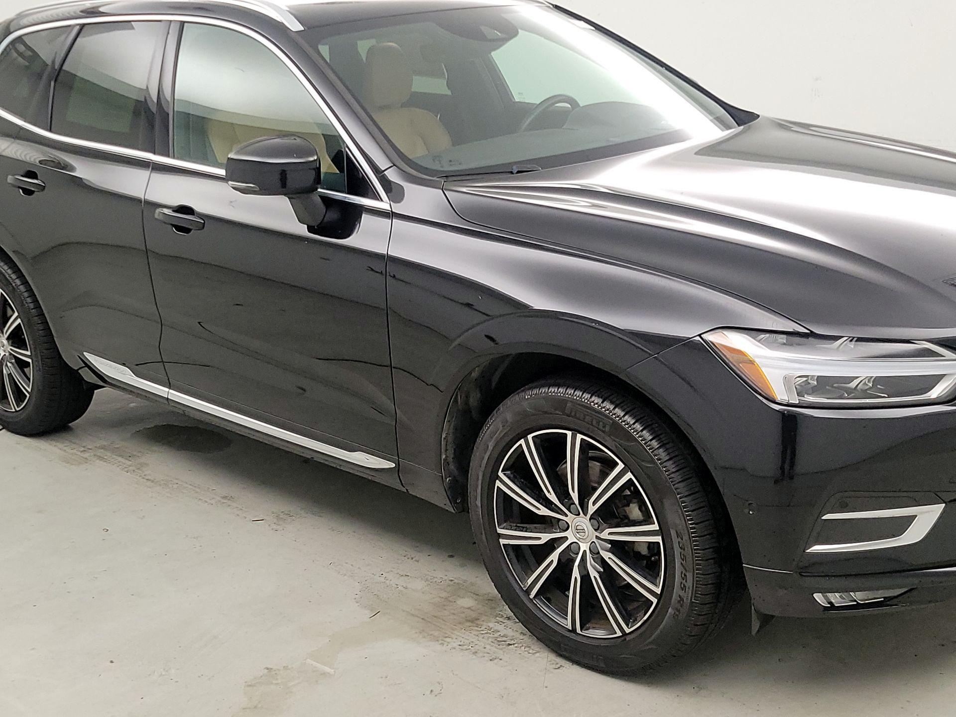 Thumbnail: 2019 Volvo XC60 - 1