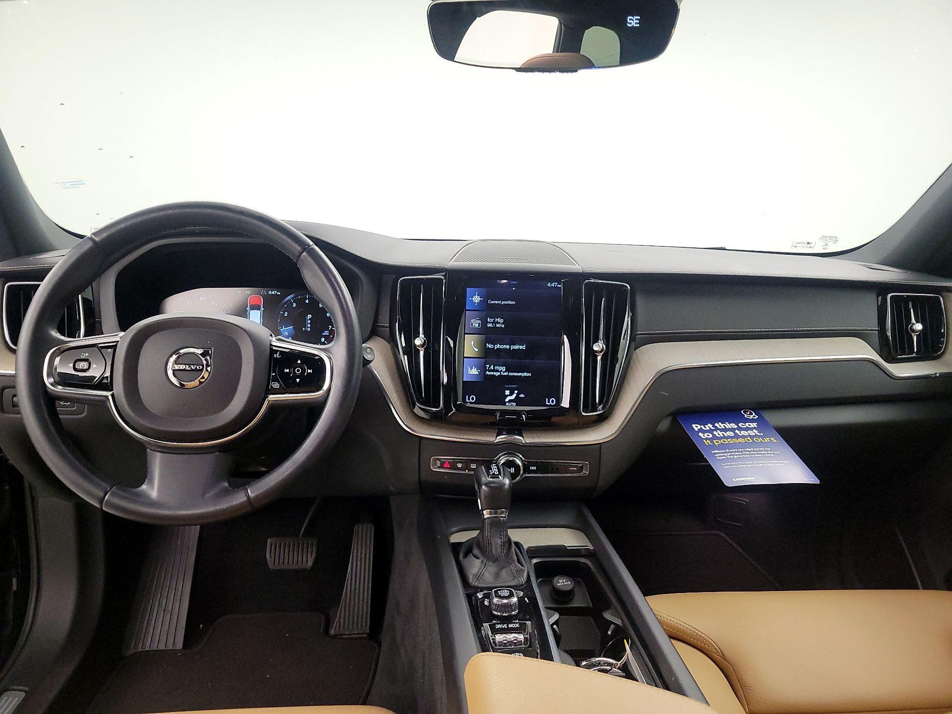 Thumbnail: 2019 Volvo XC60 - 8