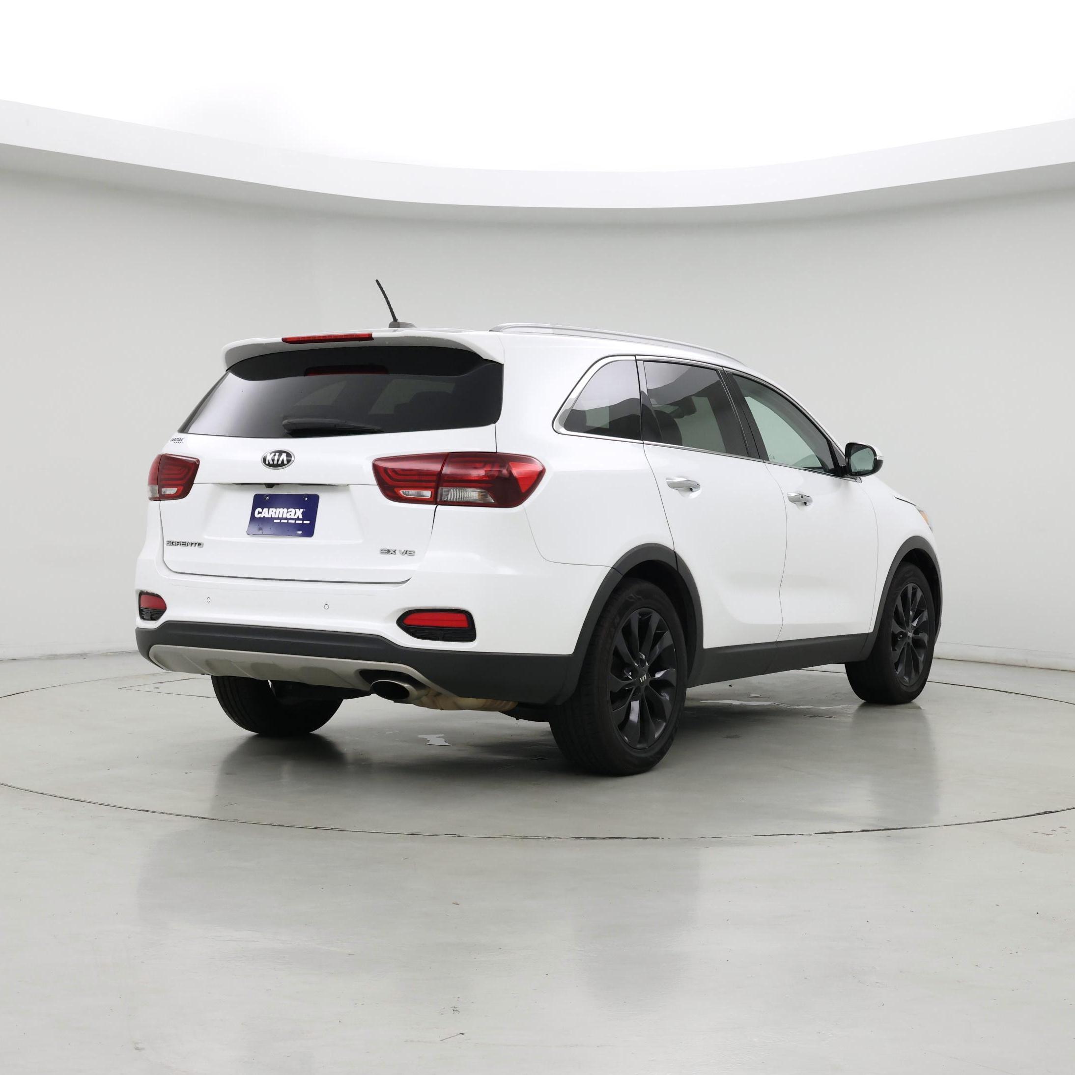 Thumbnail: 2020 Kia Sorento - 8