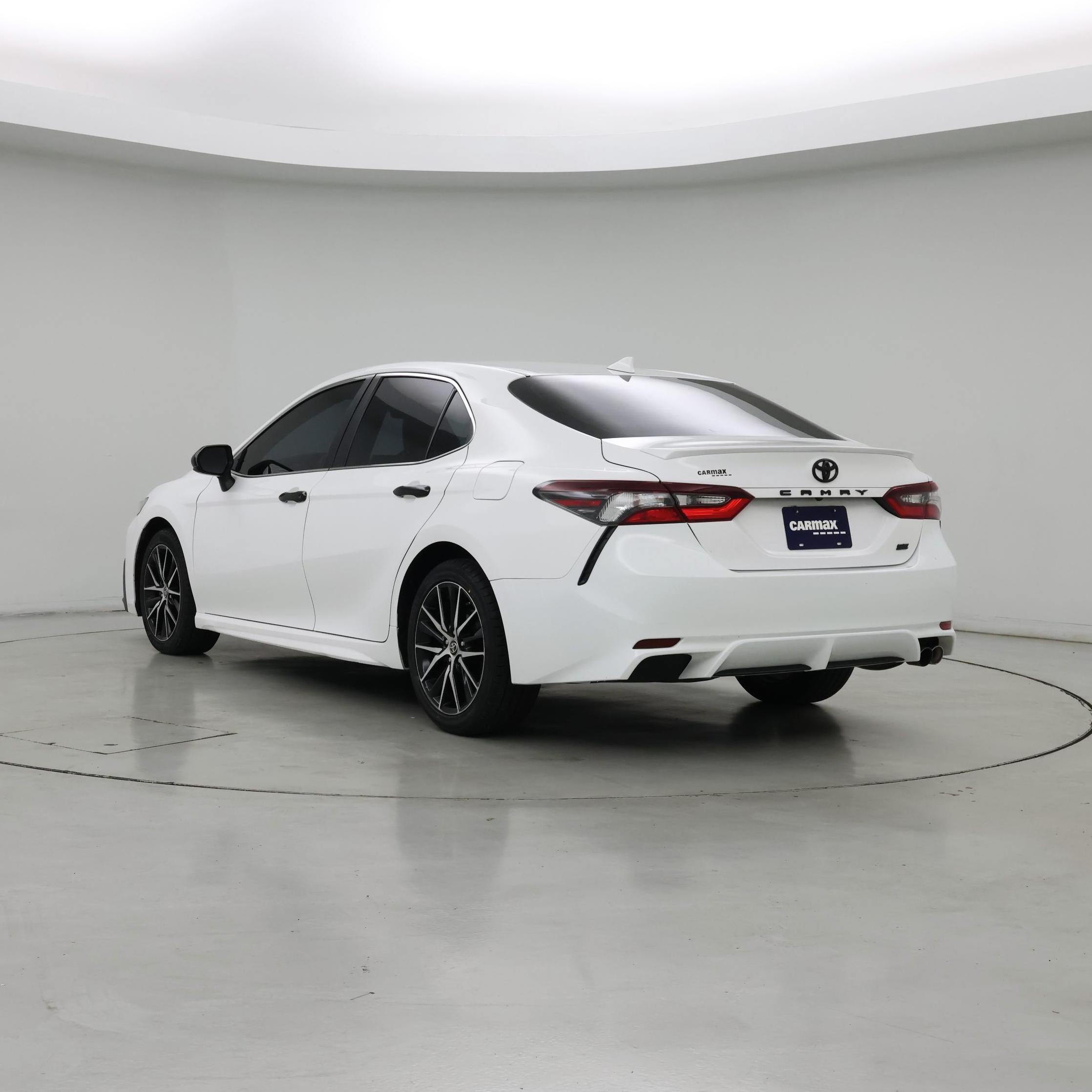 Thumbnail: 2021 Toyota Camry - 2