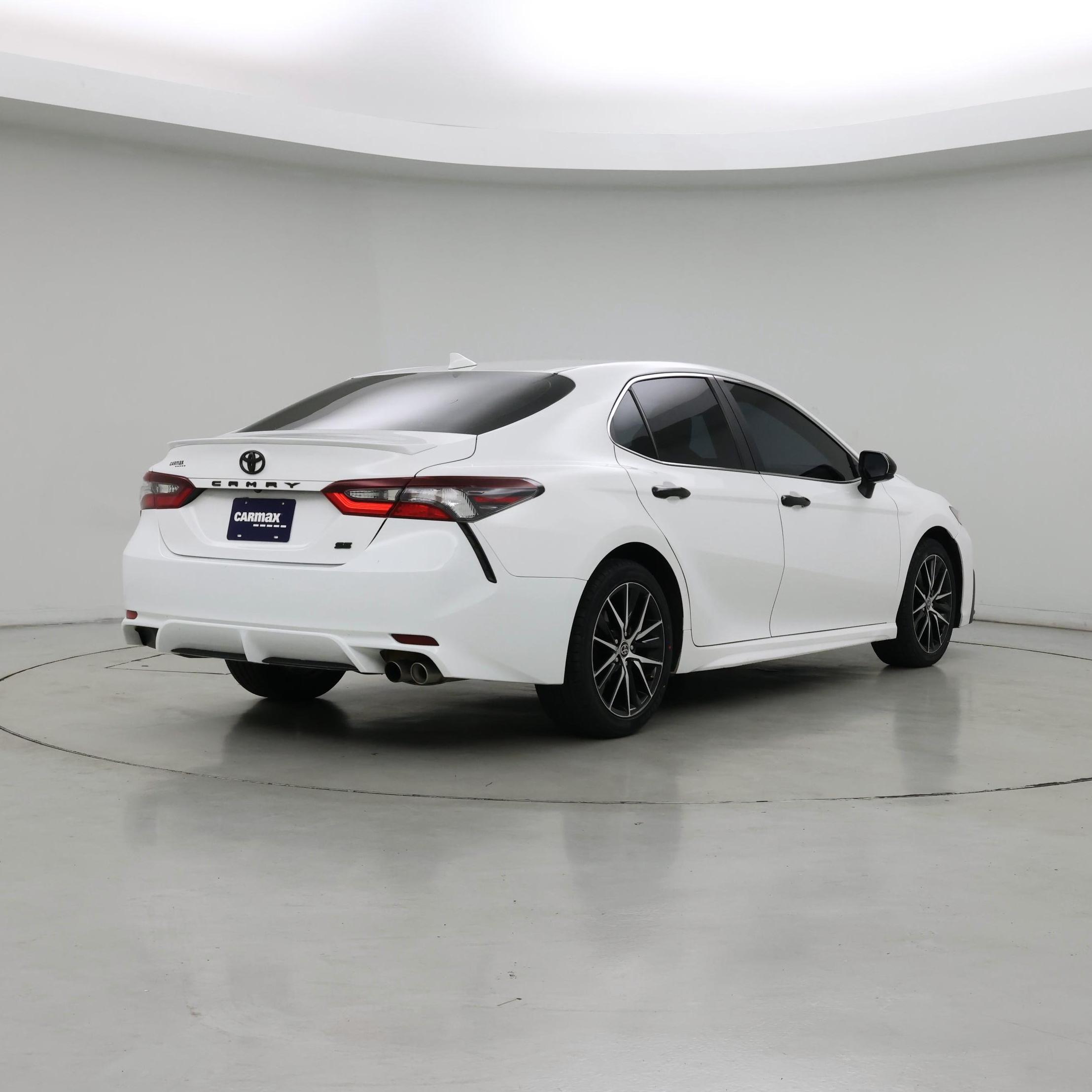 Thumbnail: 2021 Toyota Camry - 8
