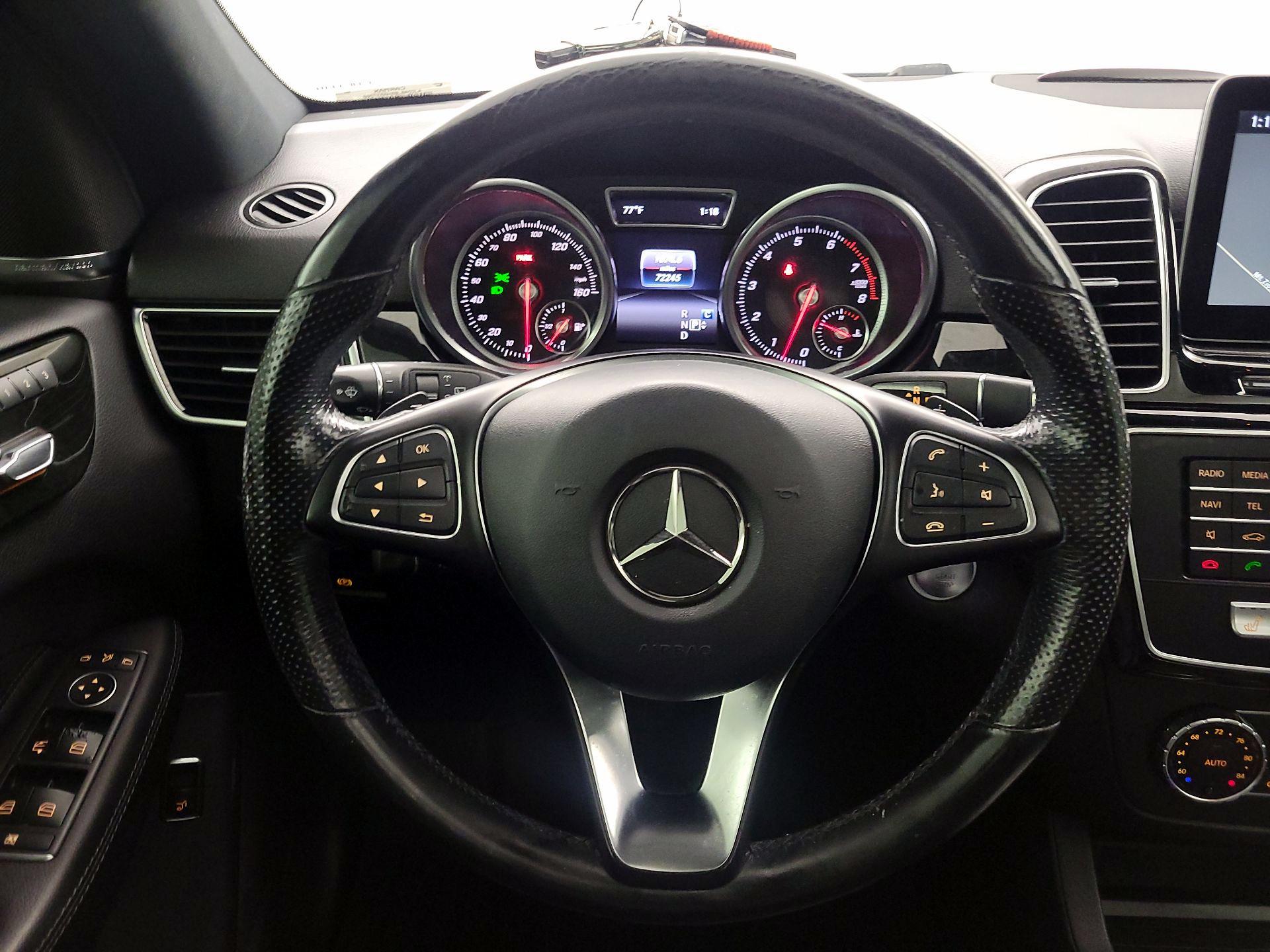 Thumbnail: 2017 Mercedes-Benz GLE - 10