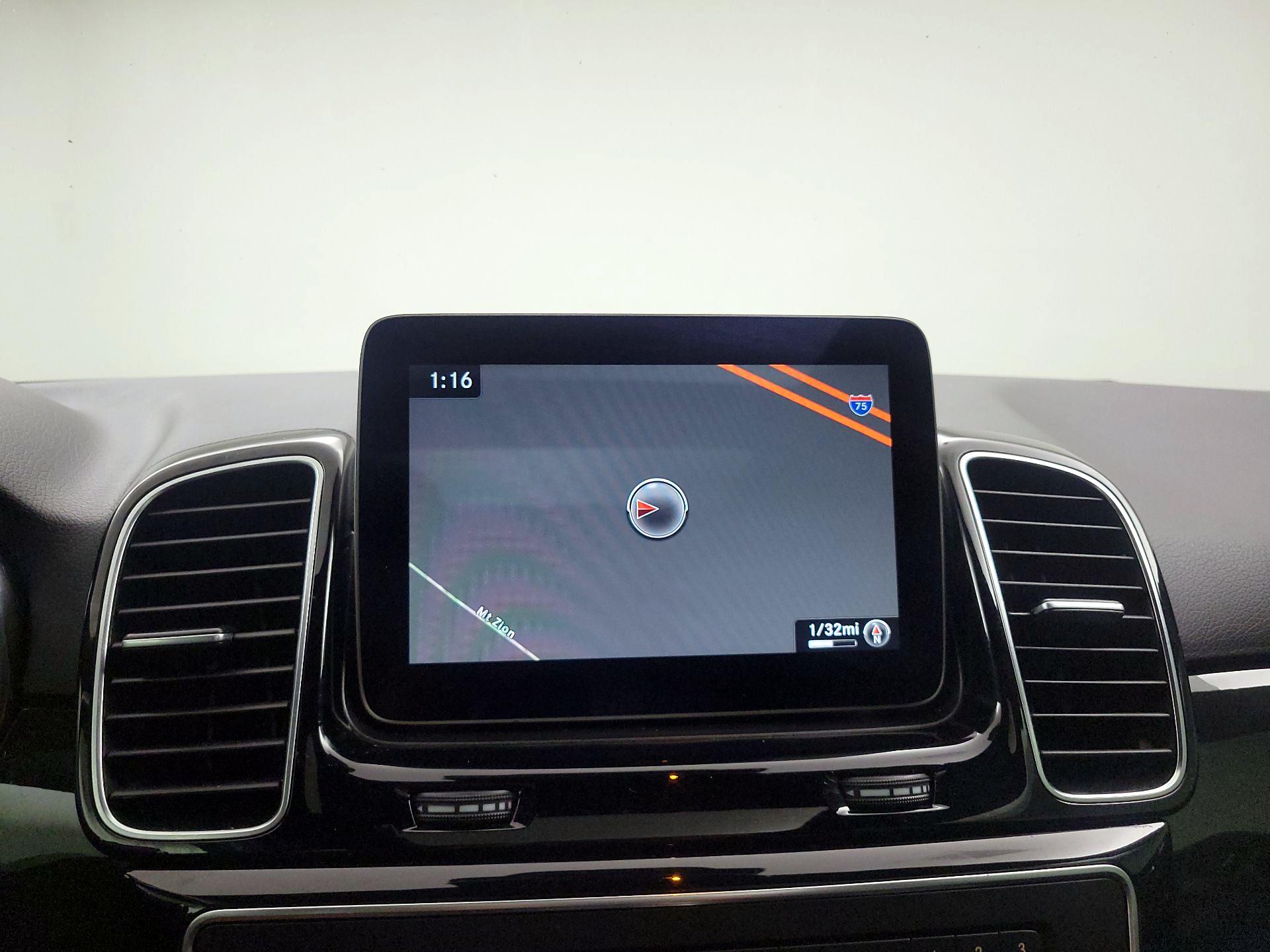 Thumbnail: 2017 Mercedes-Benz GLE - 14