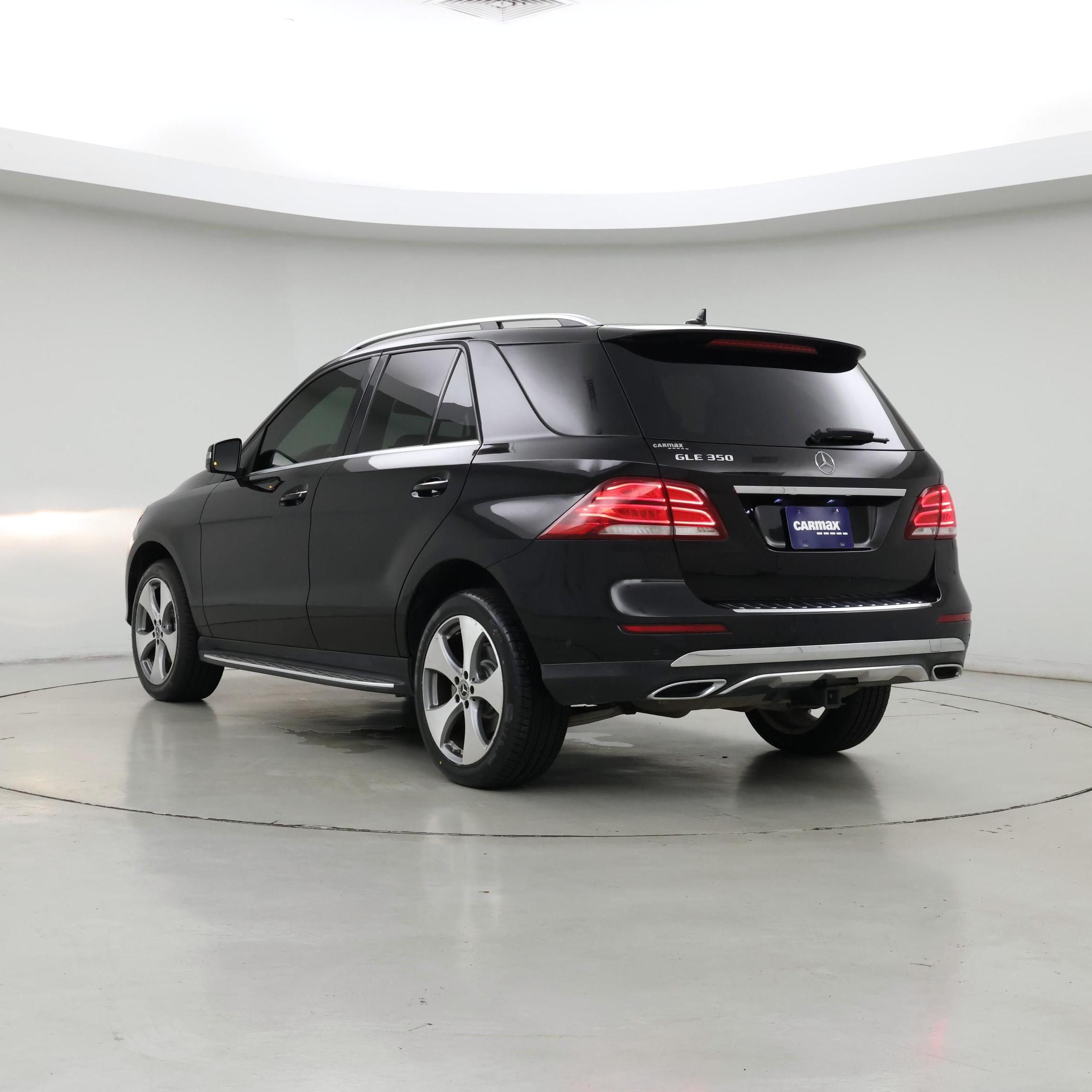 Thumbnail: 2017 Mercedes-Benz GLE - 2