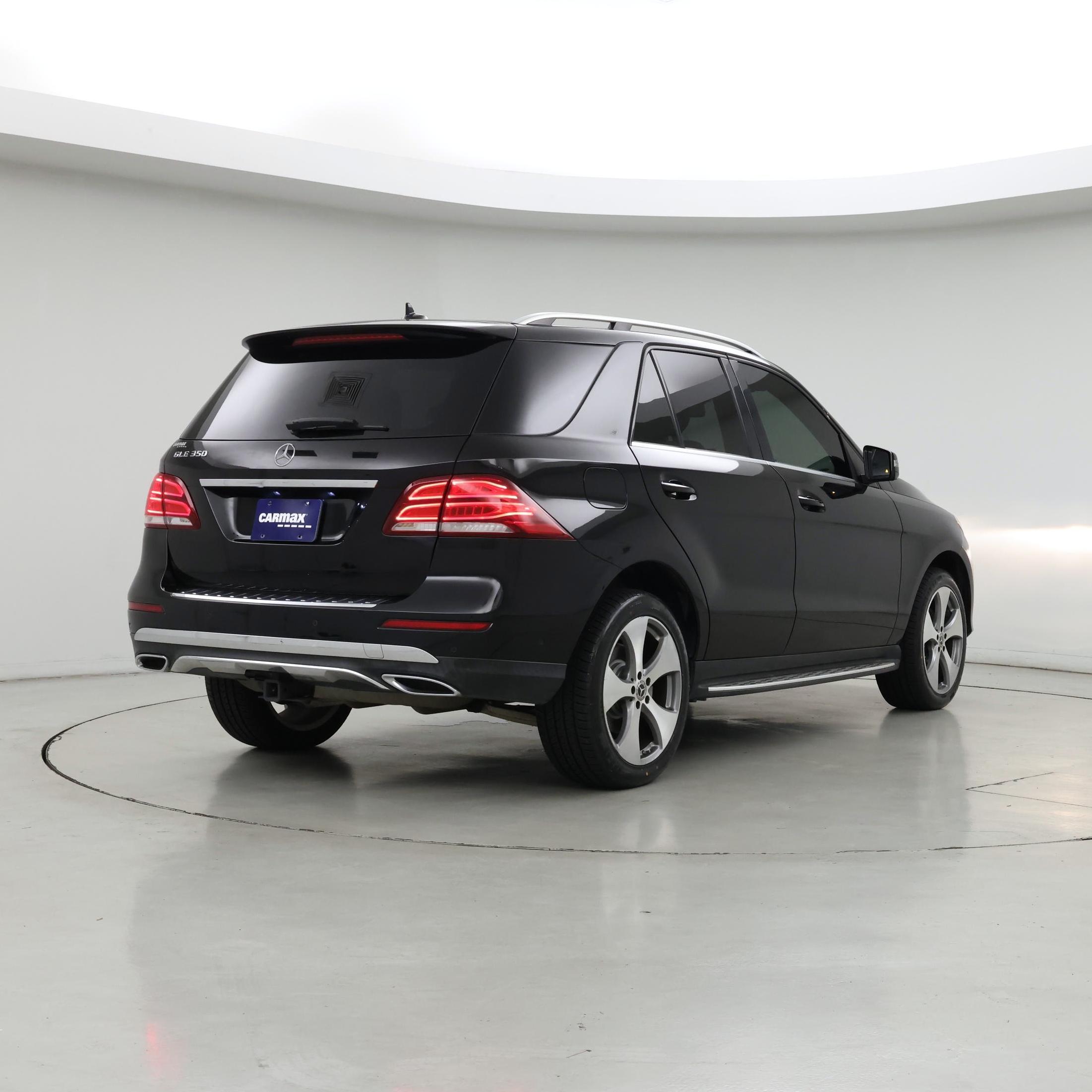 Thumbnail: 2017 Mercedes-Benz GLE - 8