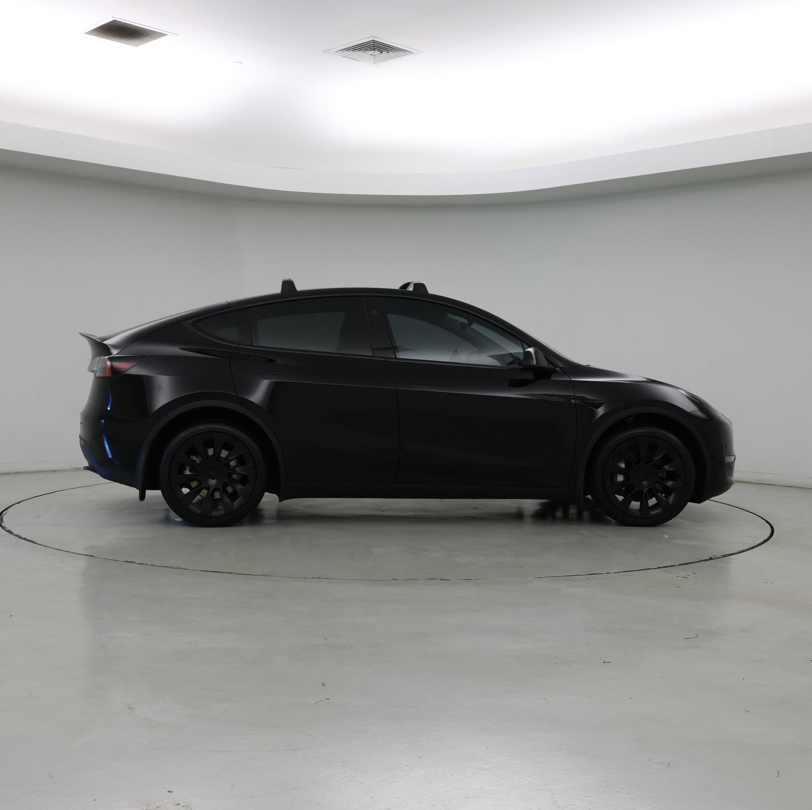 Thumbnail: 2023 Tesla Model Y - 7