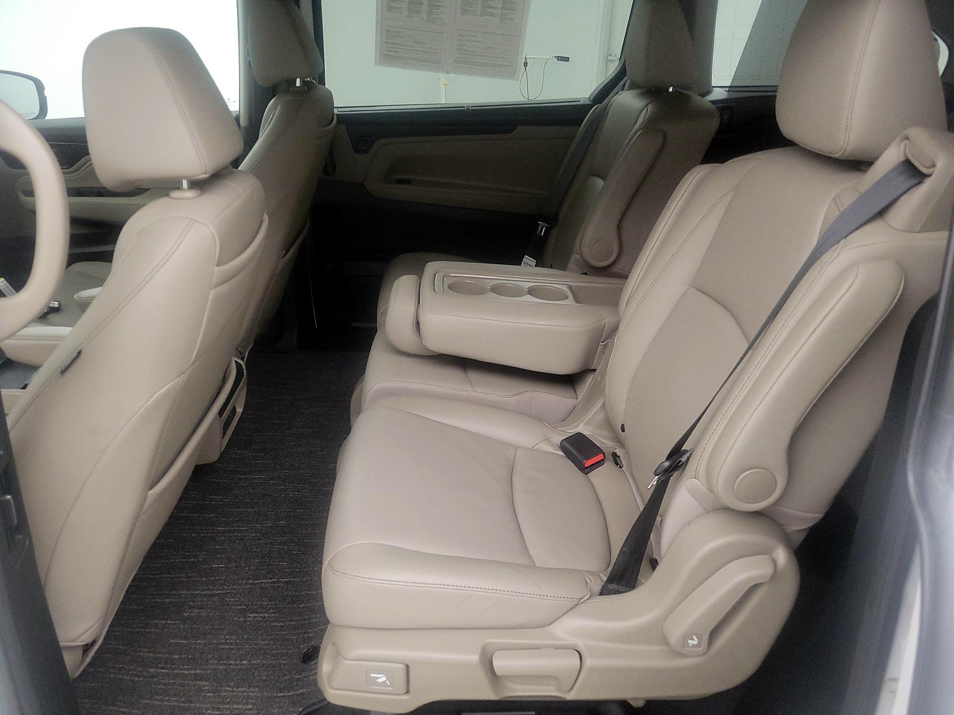 Thumbnail: 2021 Honda Odyssey - 20