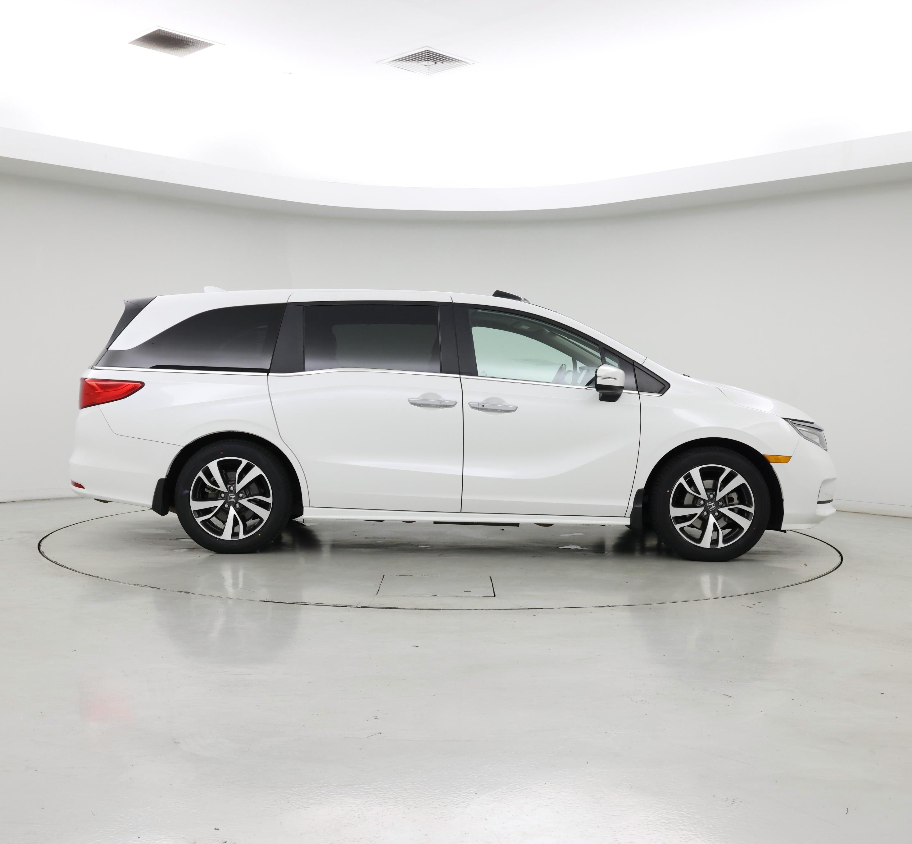 Thumbnail: 2021 Honda Odyssey - 7
