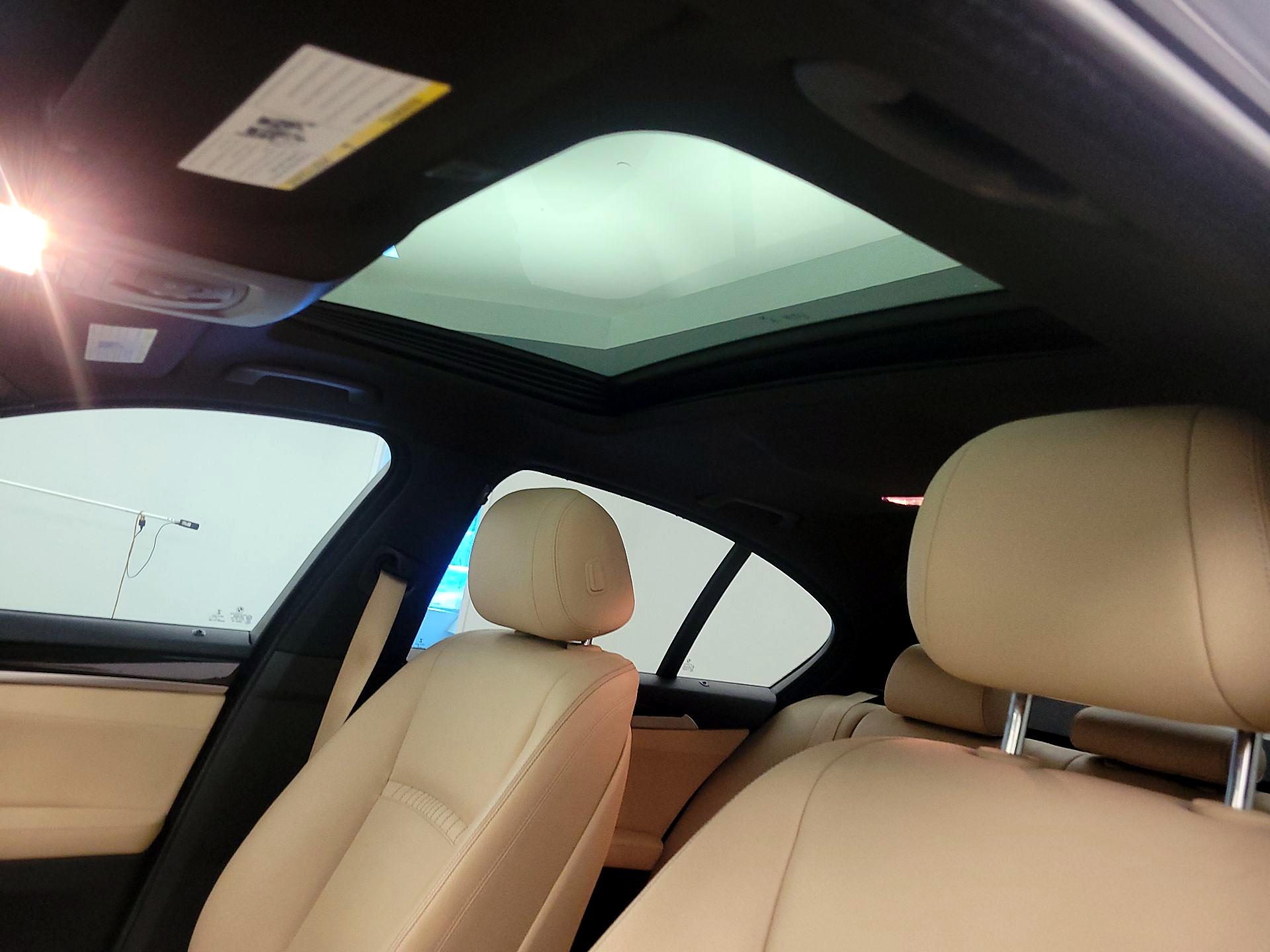 Thumbnail: 2016 BMW 5 Series - 19