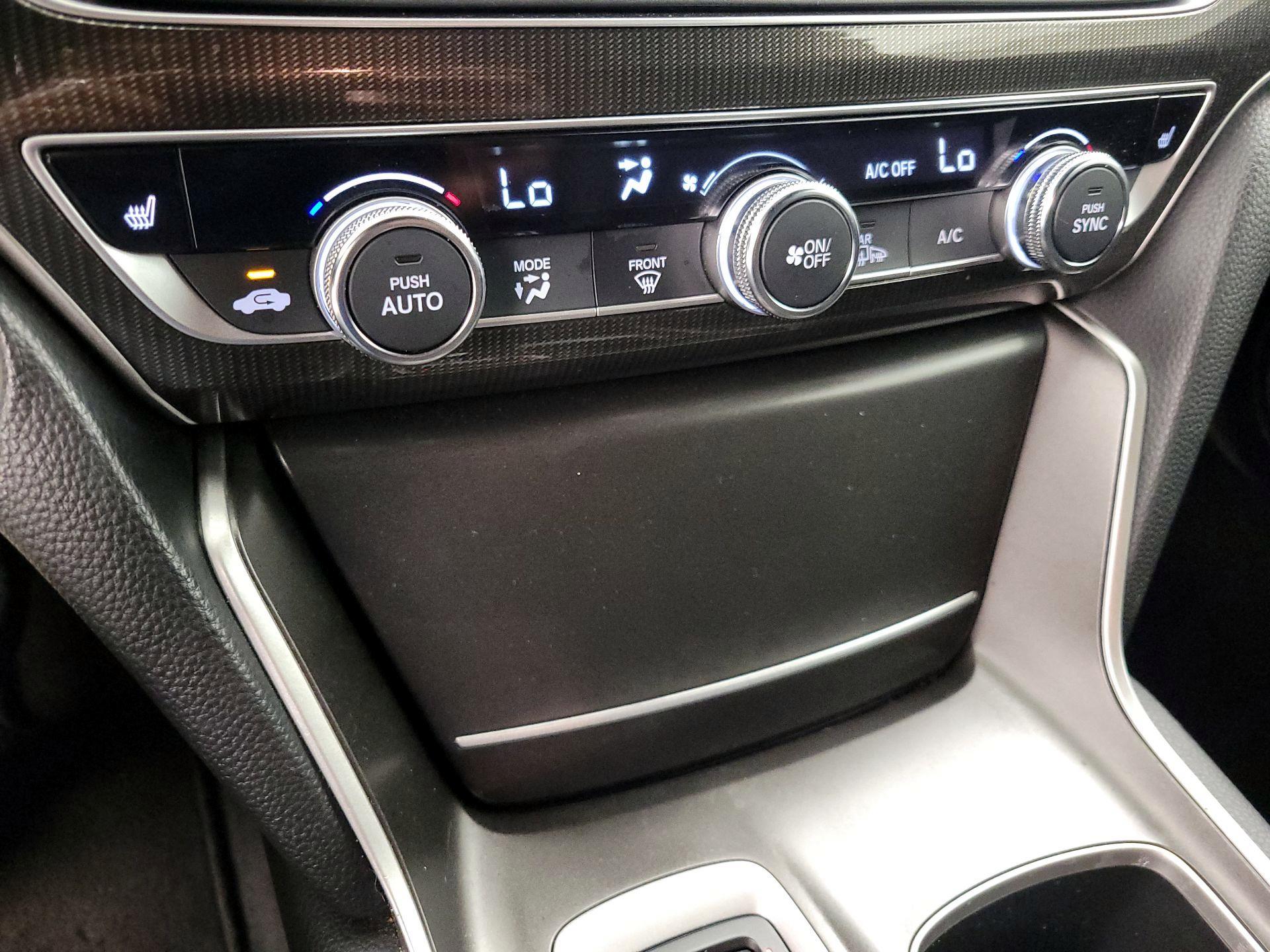 Thumbnail: 2019 Honda Accord - 16