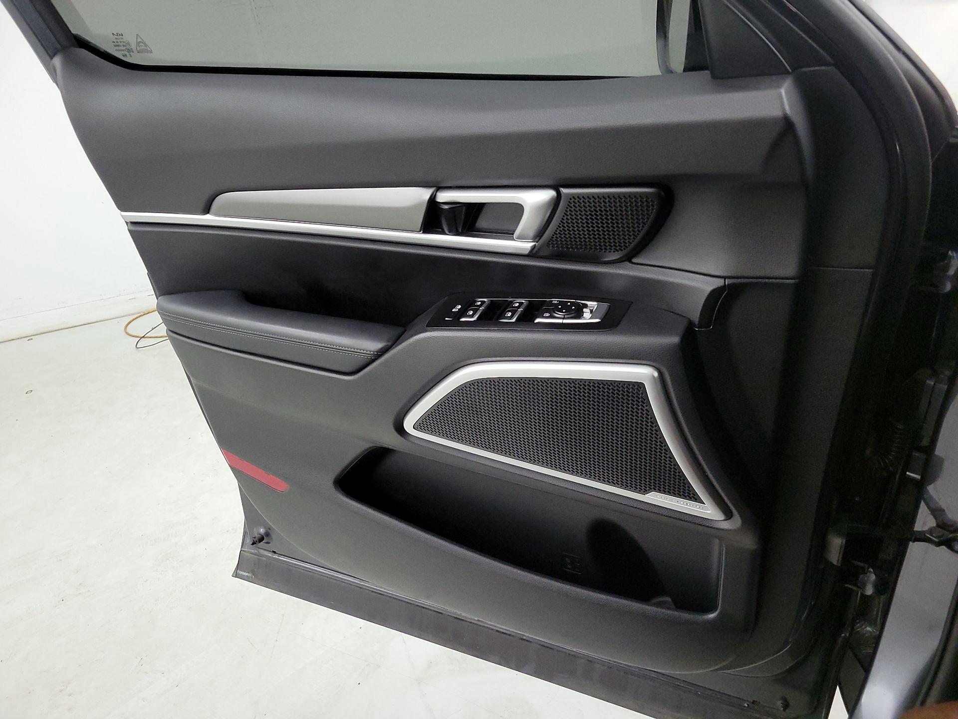 Thumbnail: 2022 Kia Telluride - 10