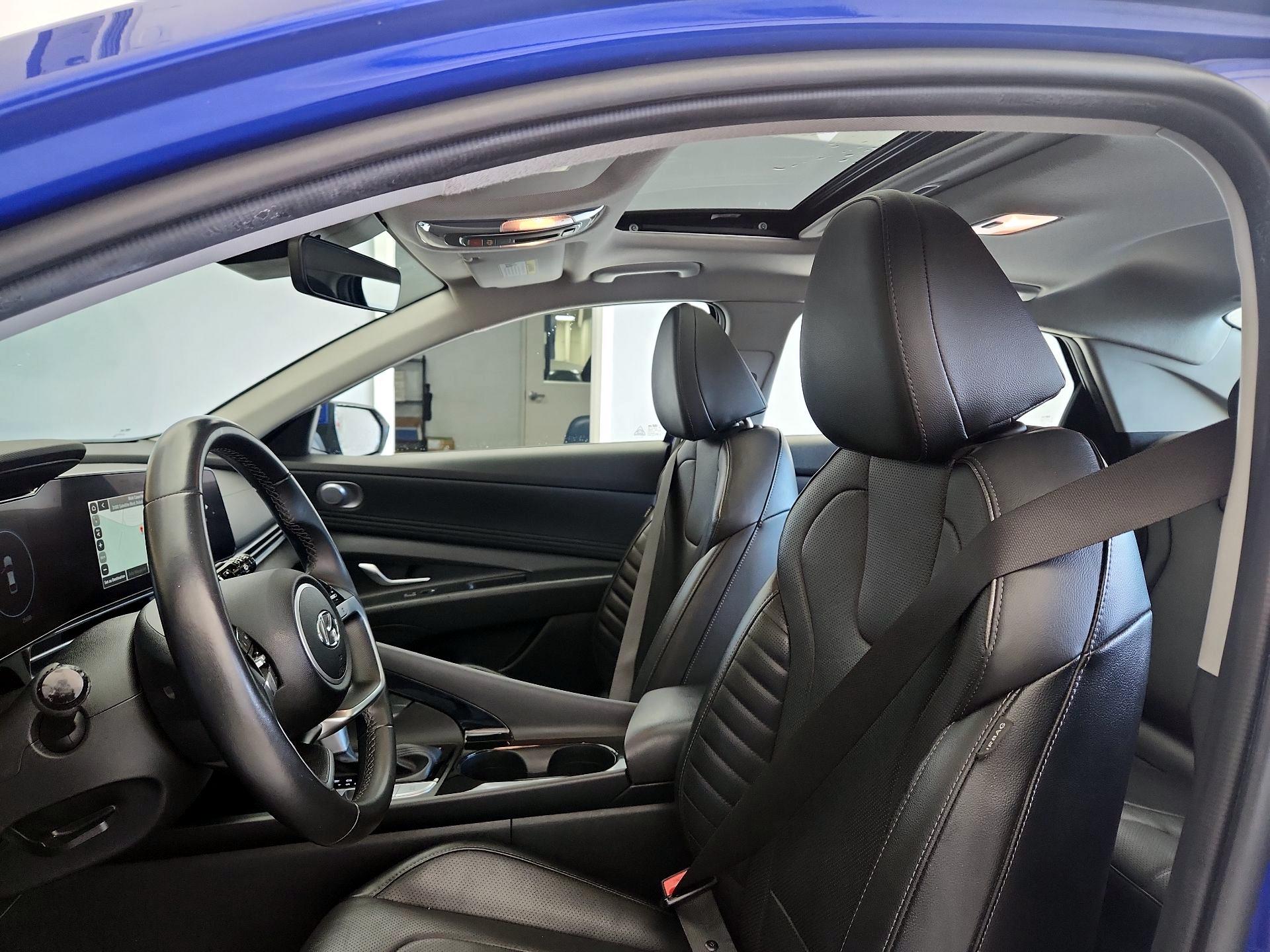 Thumbnail: 2023 Hyundai Elantra - 20