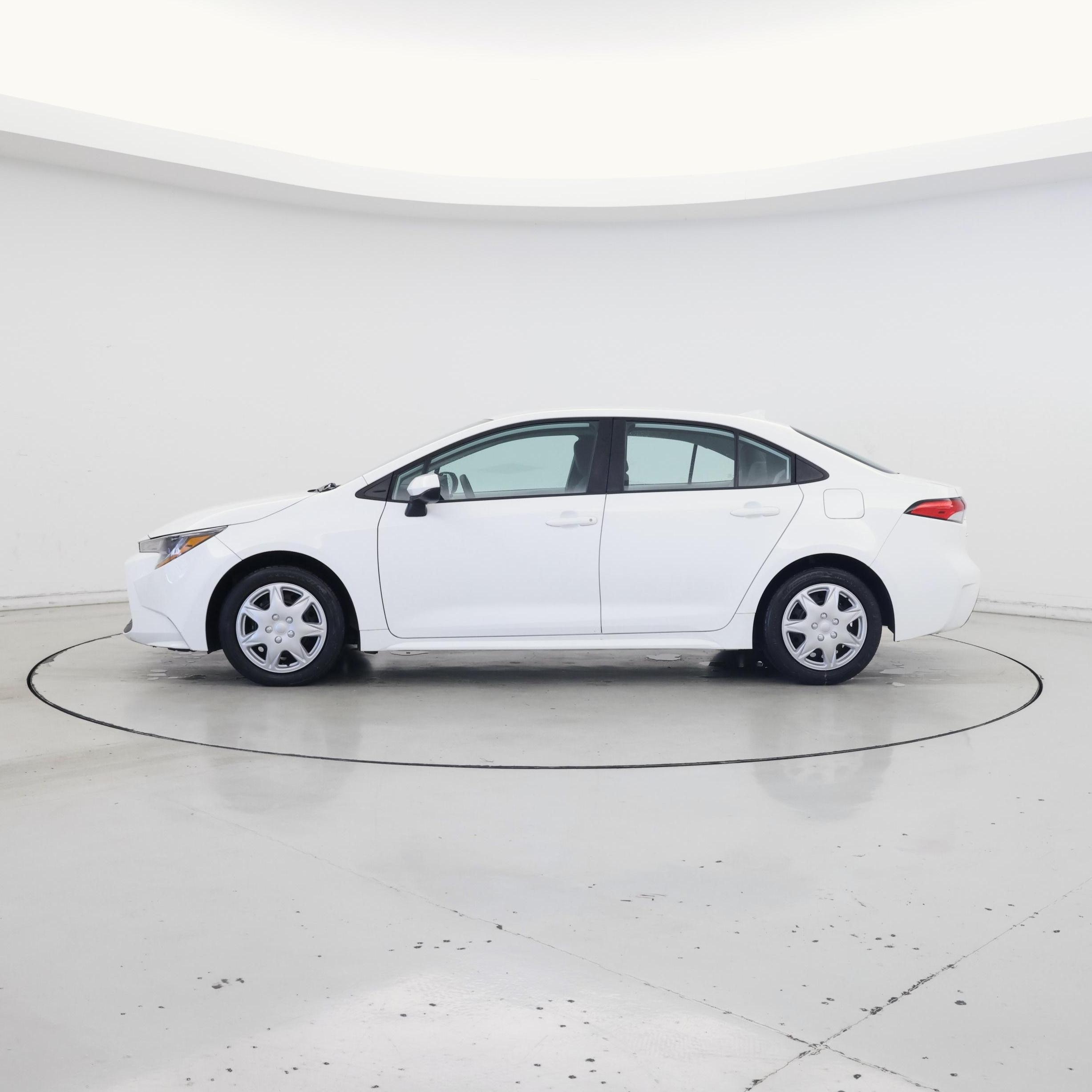 Thumbnail: 2022 Toyota Corolla - 3