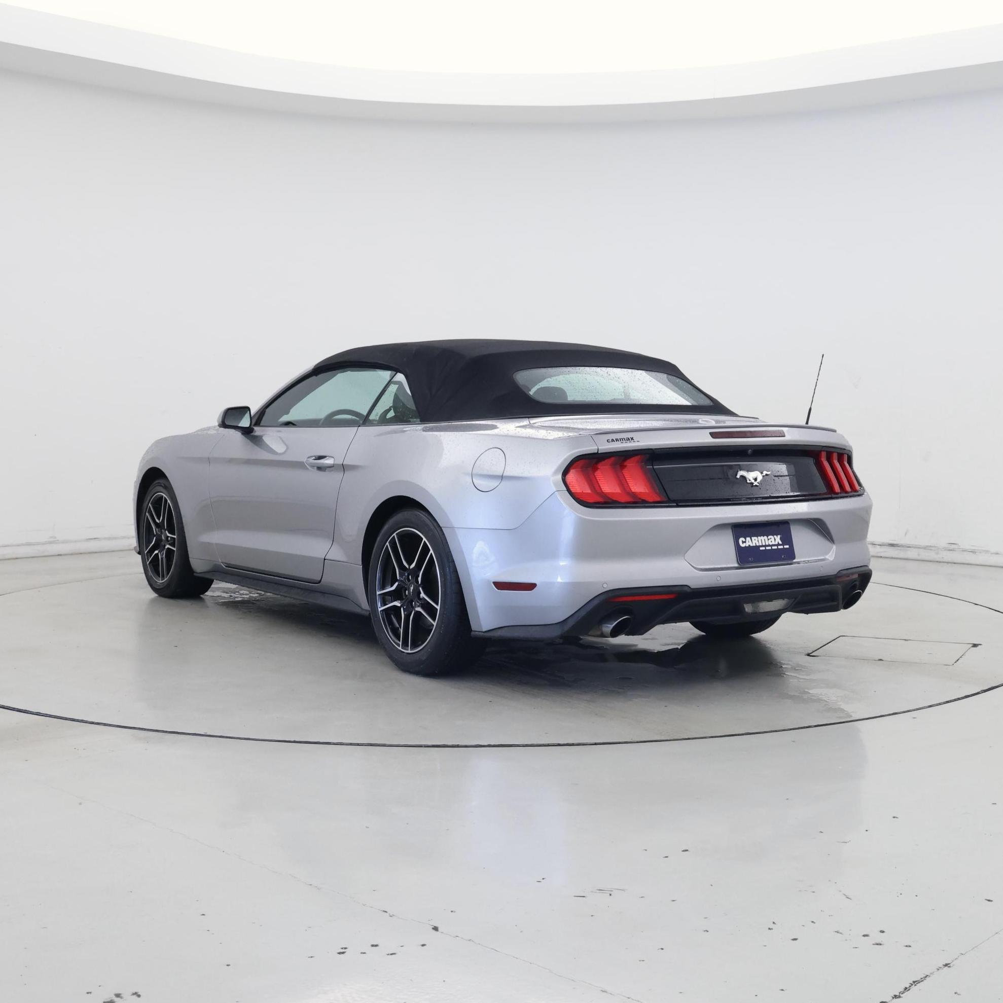 Thumbnail: 2022 Ford Mustang - 2