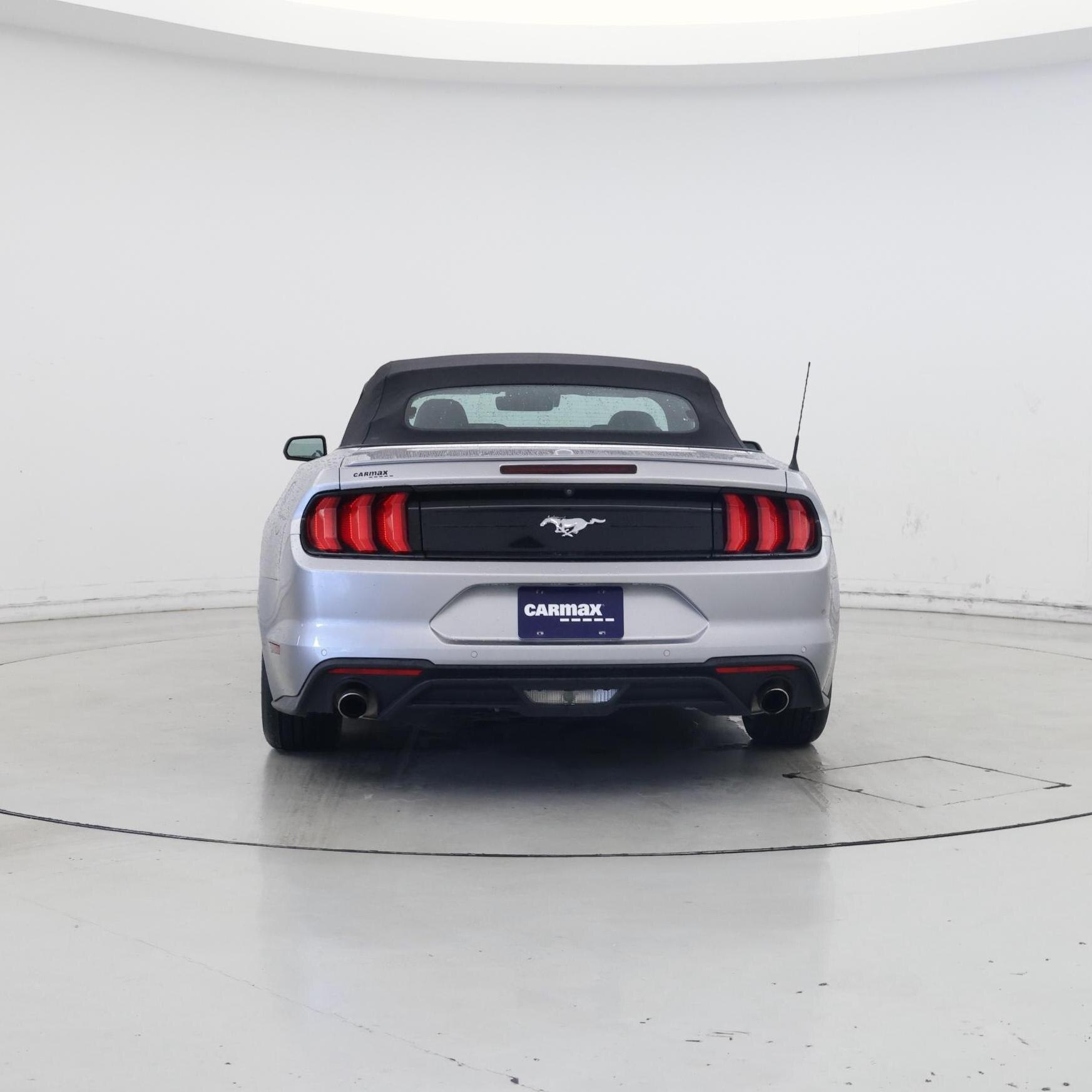 Thumbnail: 2022 Ford Mustang - 6