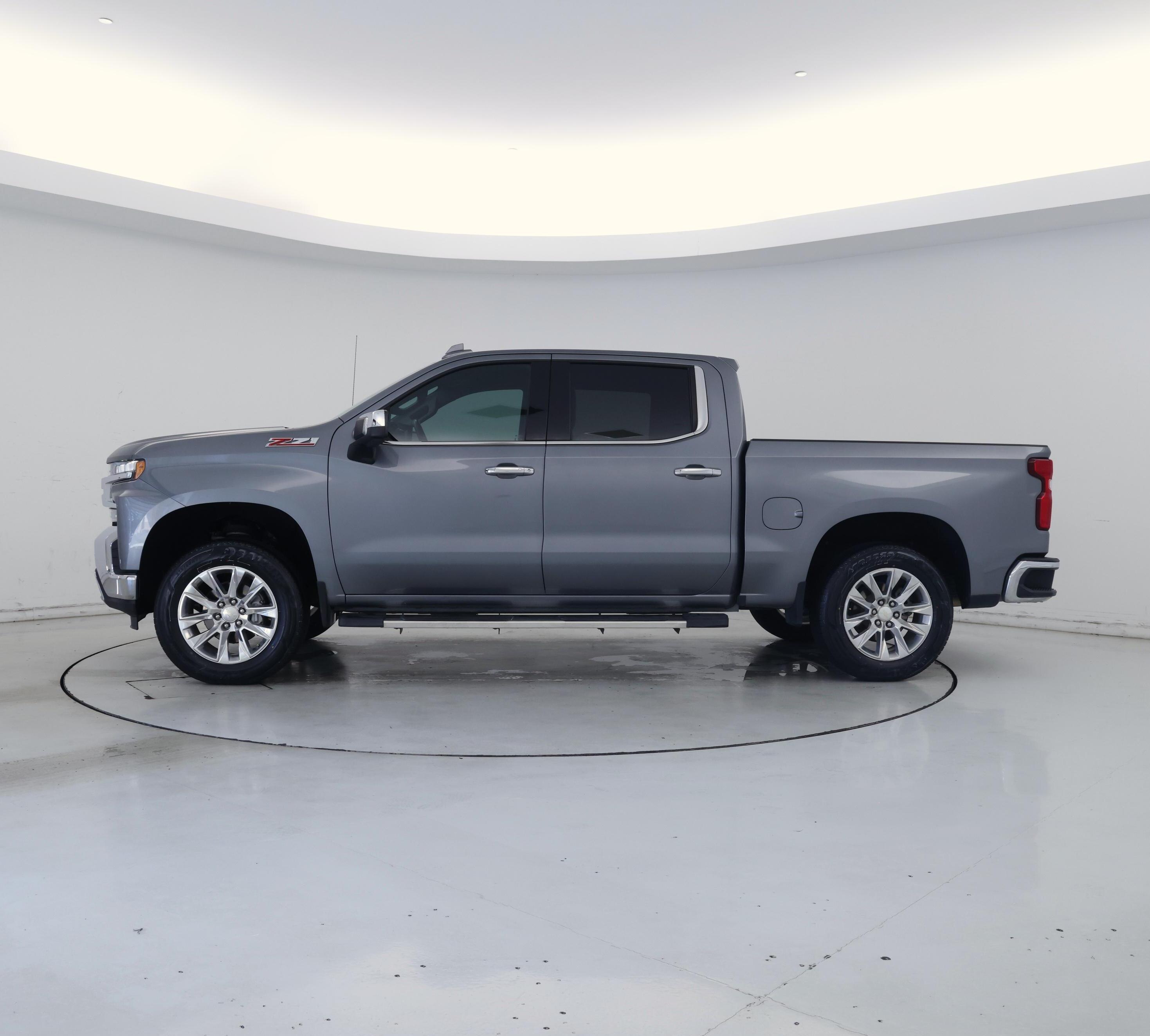 Thumbnail: 2021 Chevrolet Silverado 1500 - 3