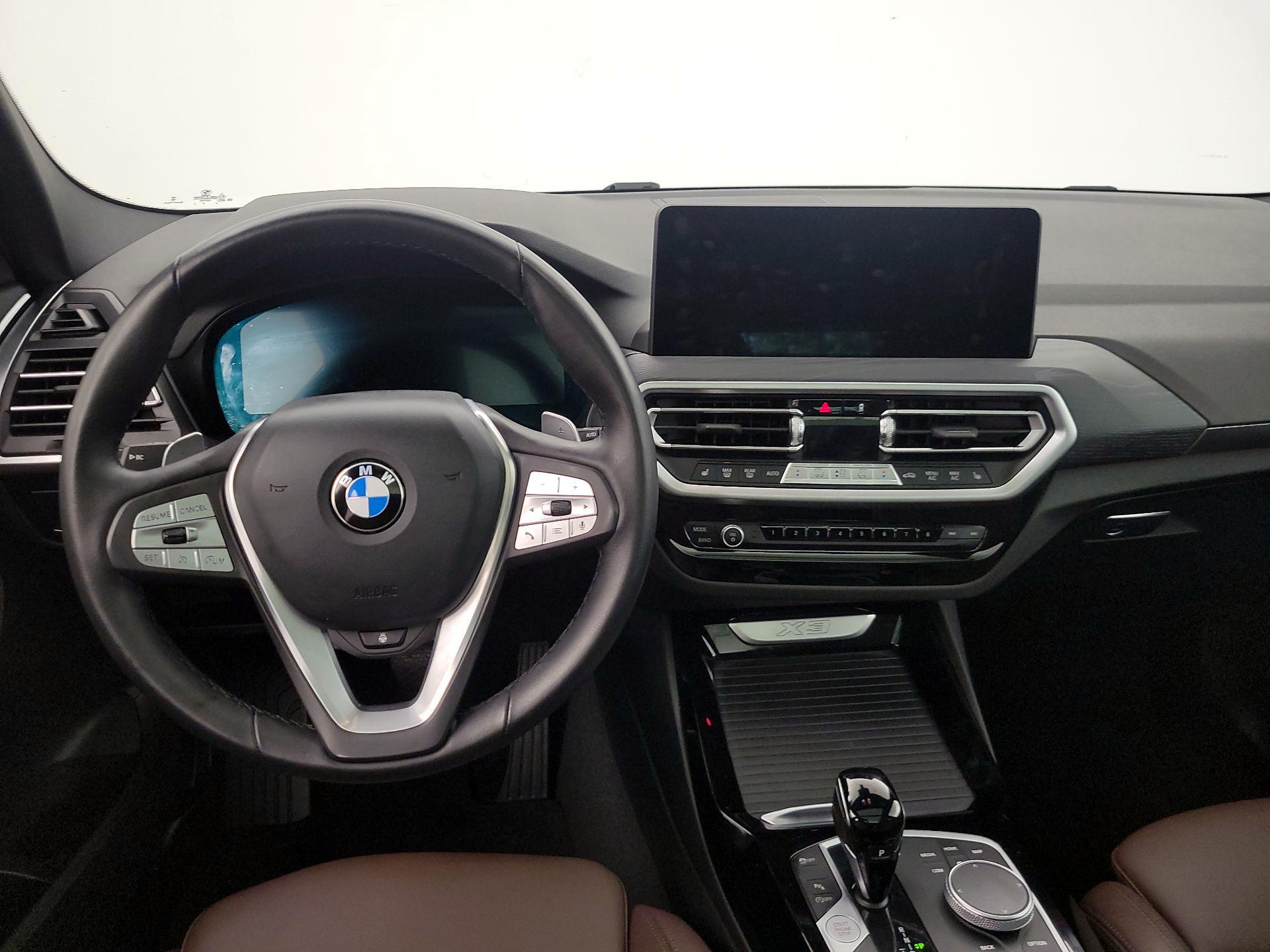 Thumbnail: 2022 BMW X3 - 10