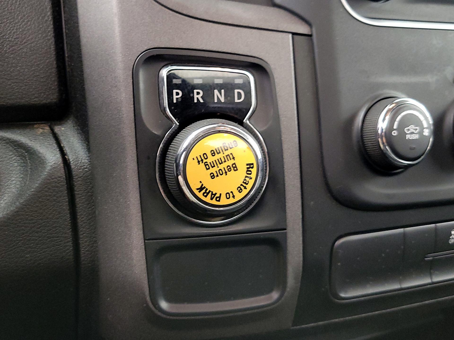 Thumbnail: 2022 RAM 1500 Classic - 17